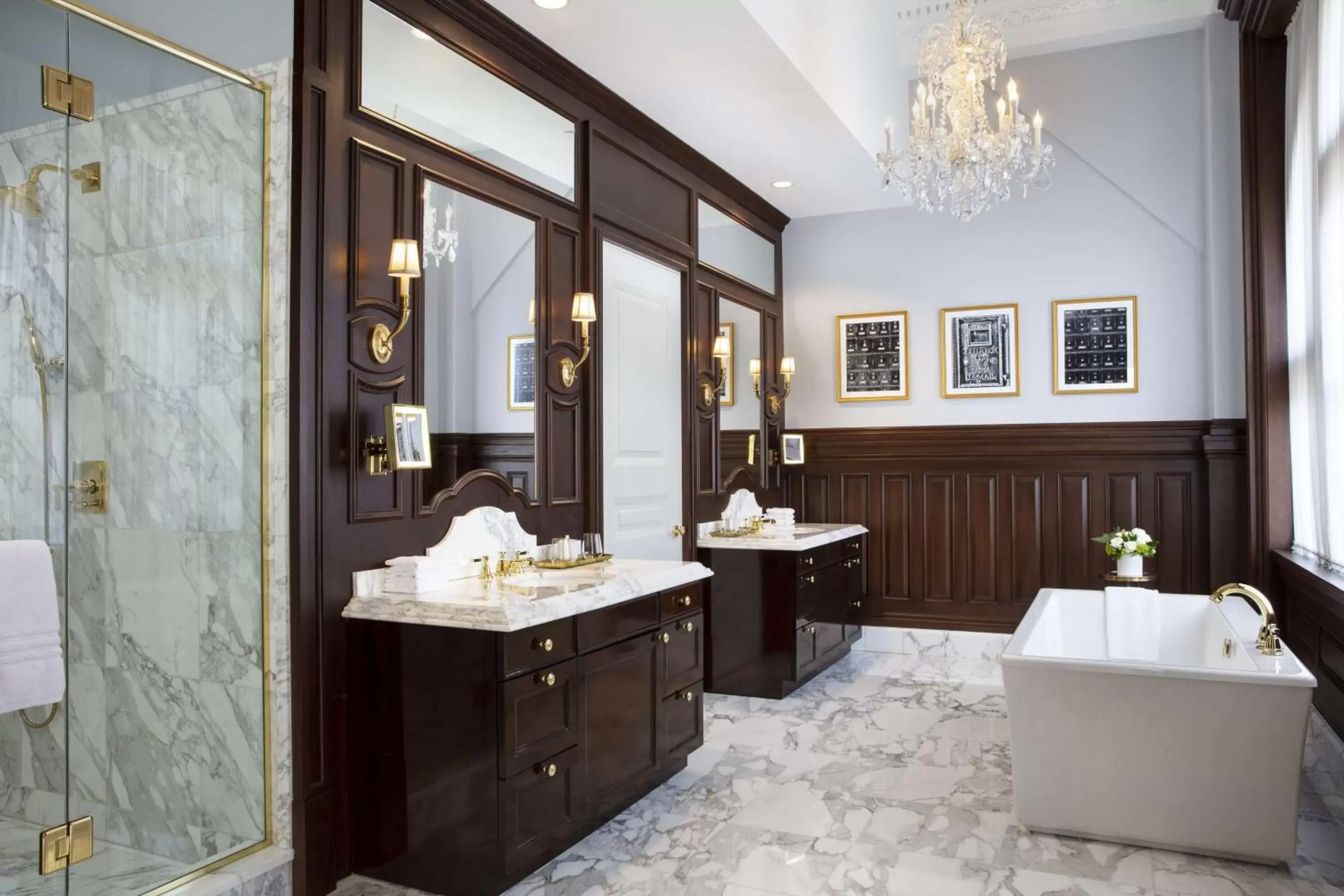 Bathroom in Waldorf Astoria Washington DC