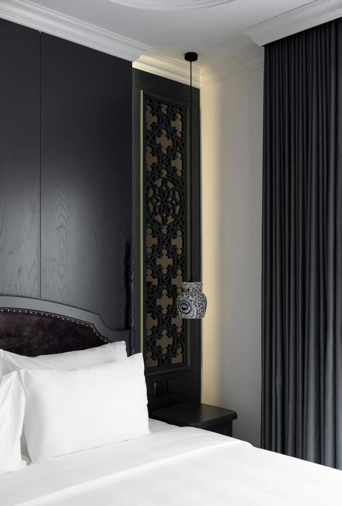 Bedroom, Bed in Paradise Suites Nguyen Khuyen