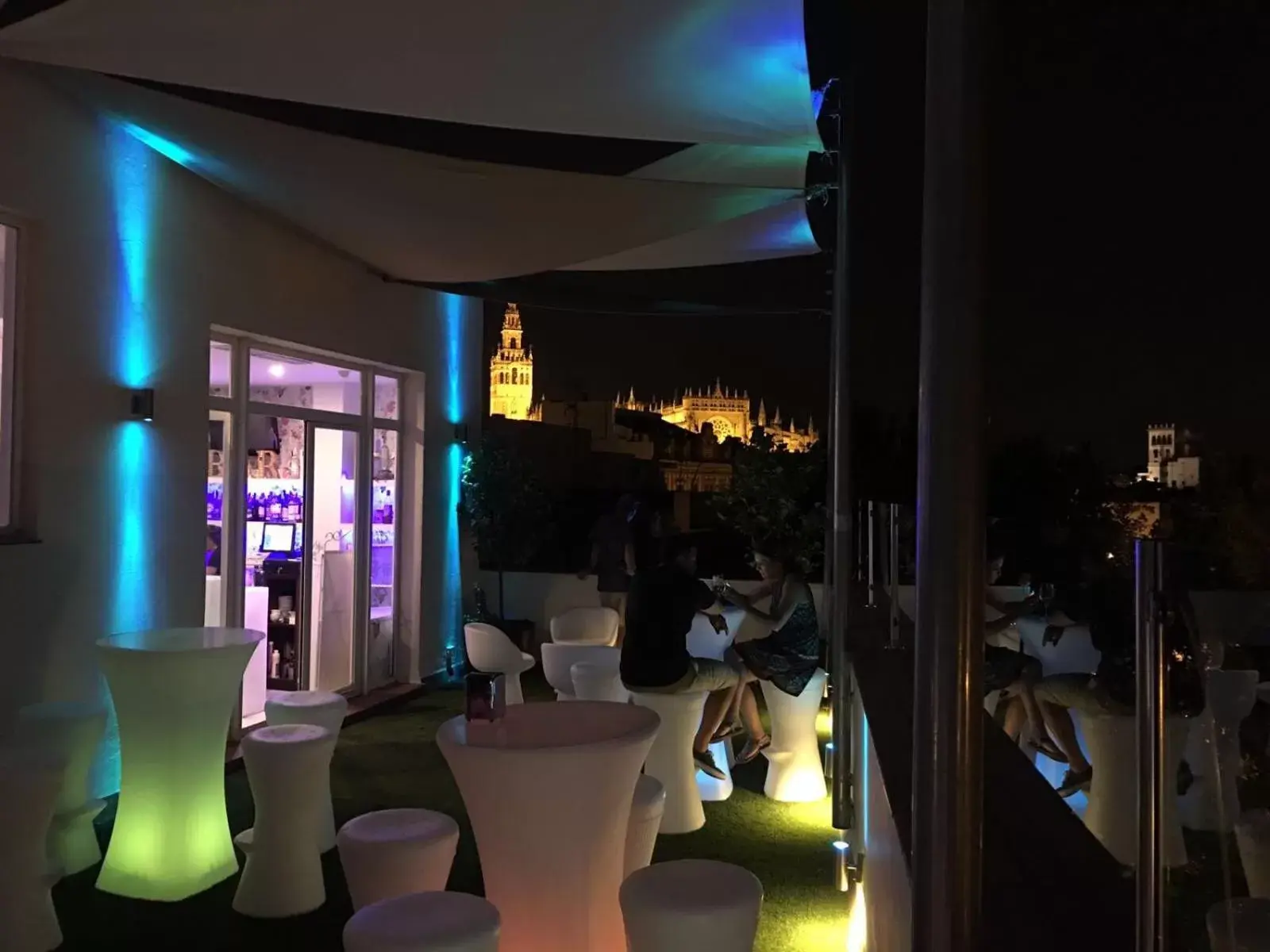 Lounge or bar in Adriano Boutique Sevilla