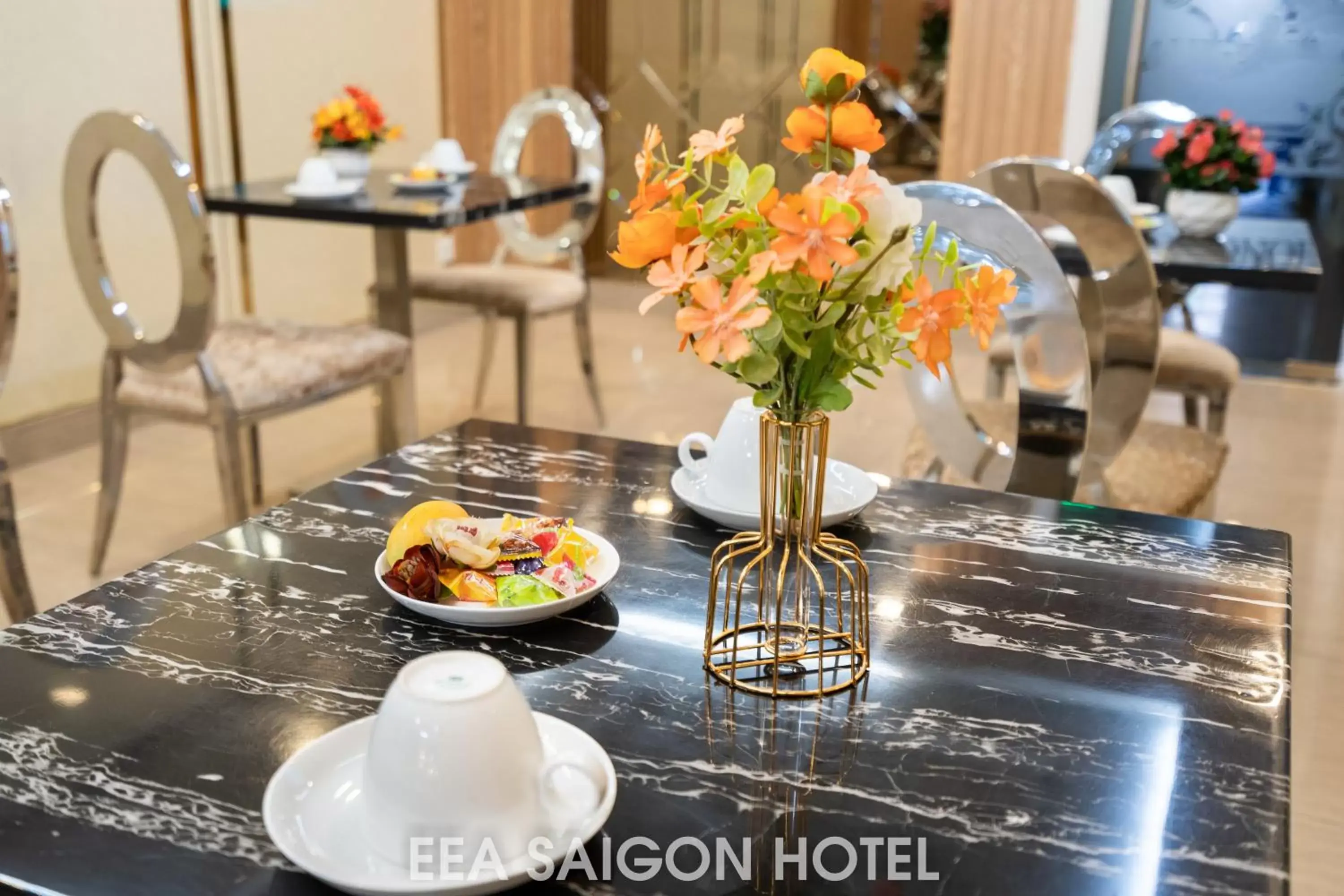 Restaurant/Places to Eat in EEA Central Saigon Hotel