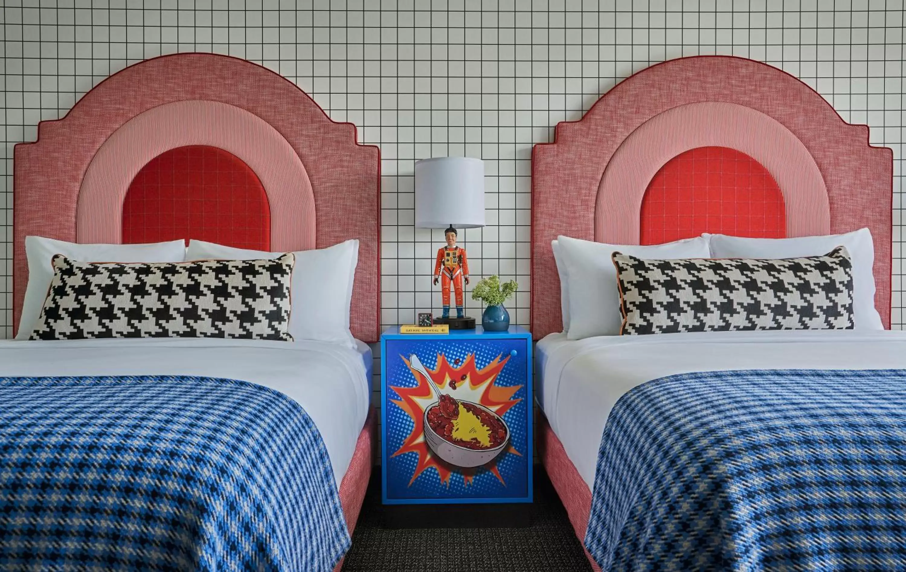 Bed, Room Photo in Graduate Cincinnati
