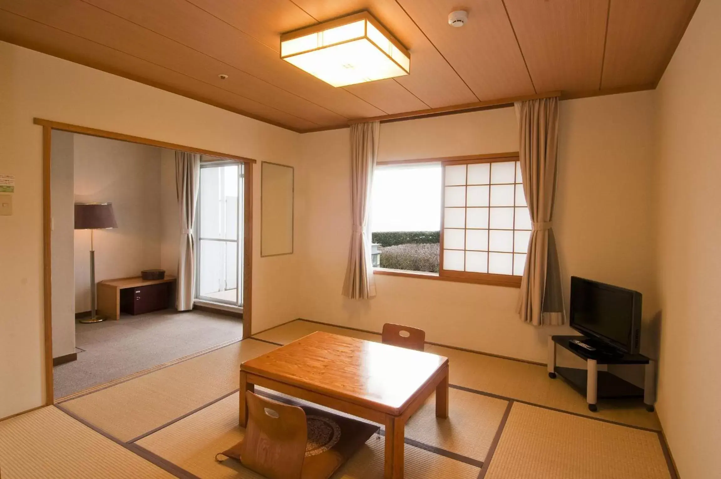 Photo of the whole room, Seating Area in Spa and Resort Hotel Solage Oita Hiji Beppuwan