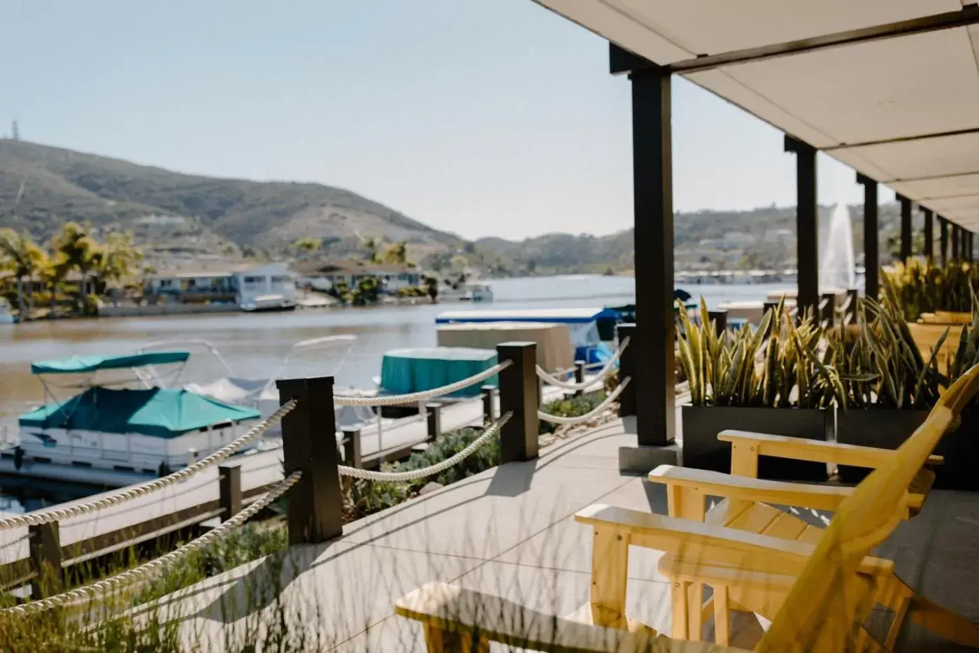 Patio in Lakehouse Hotel and Resort