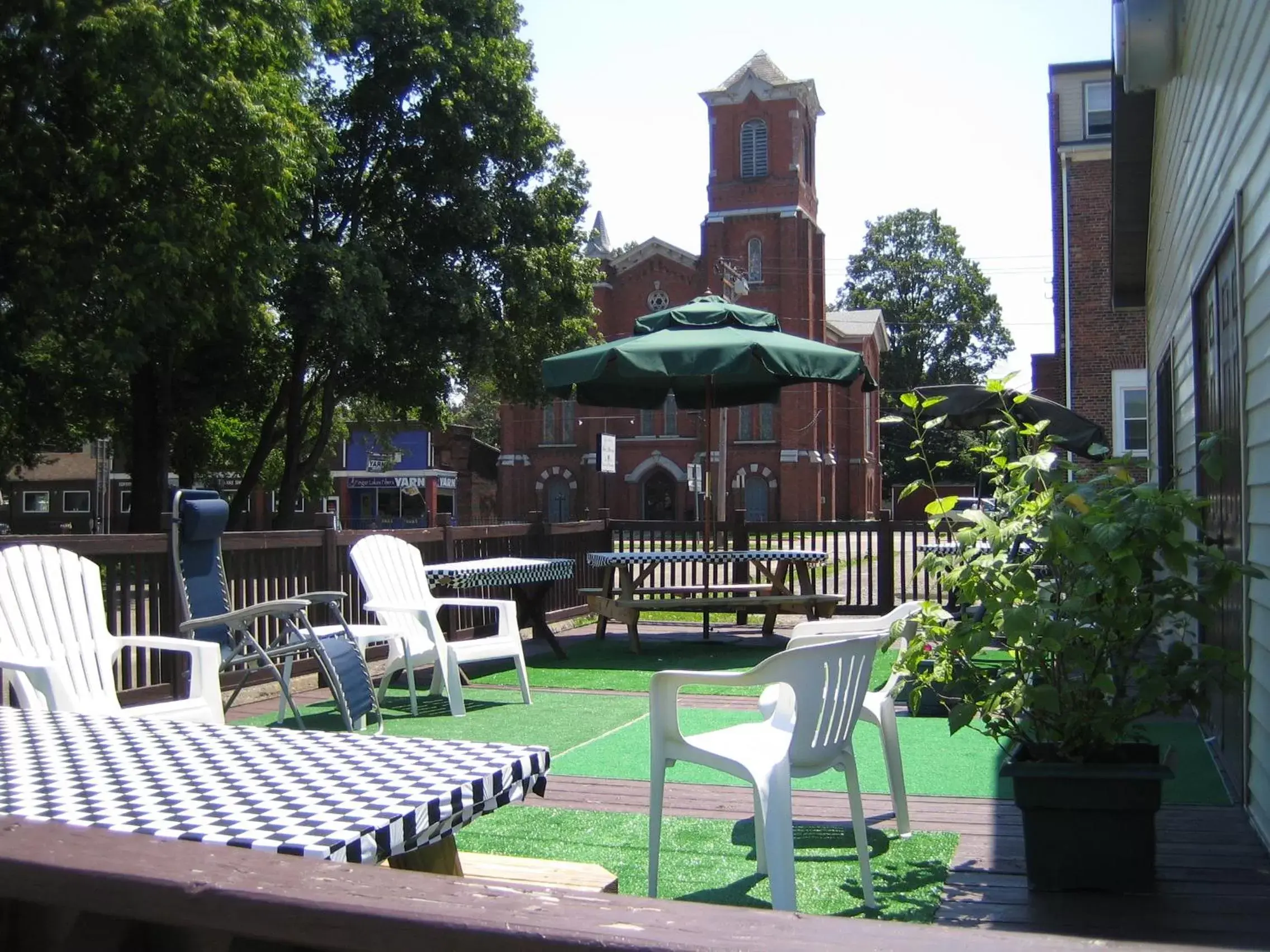 Garden, Property Building in Villager Motel & Glen Manor Estate