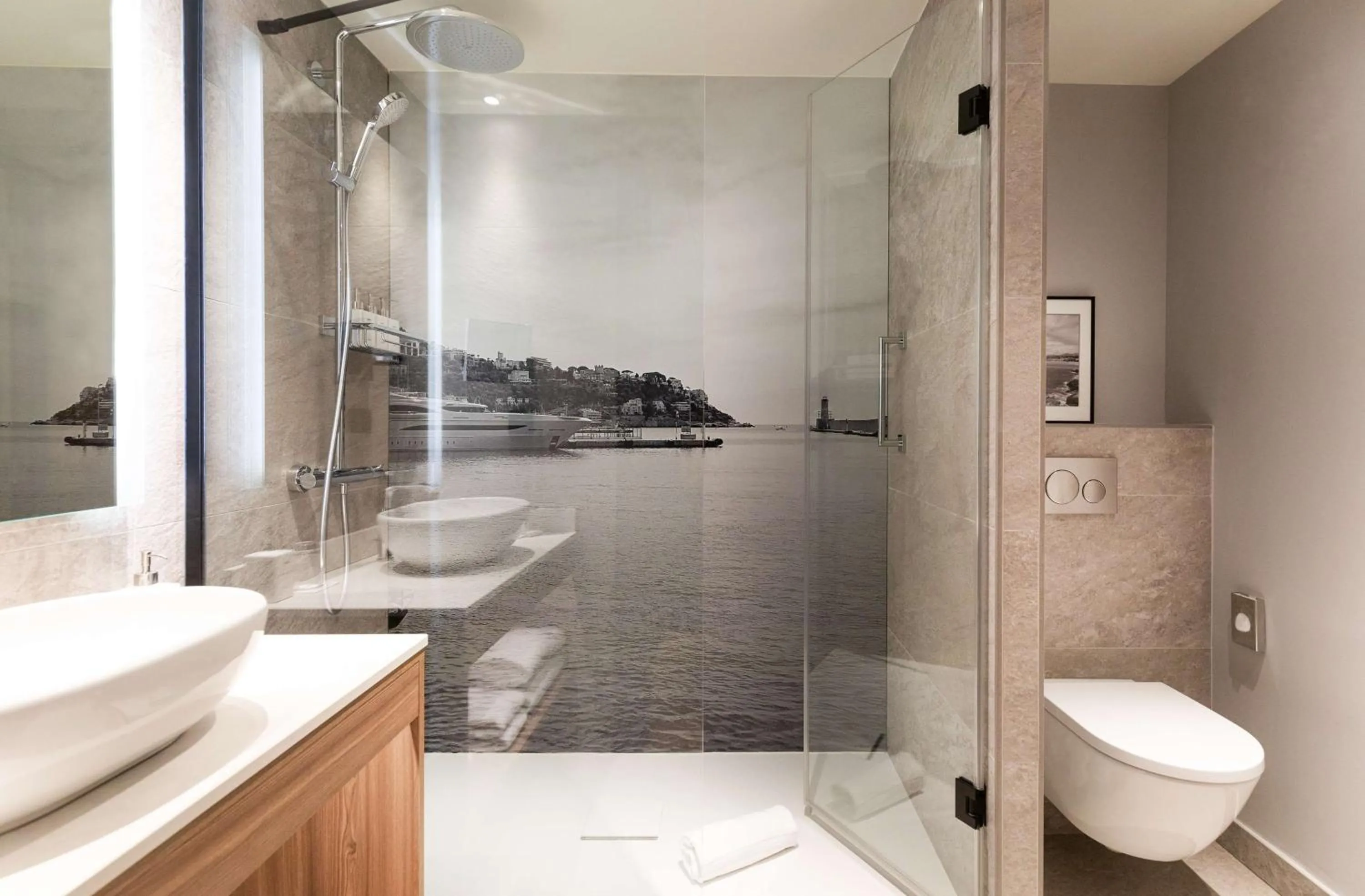 Bathroom in Radisson Hotel Nice Airport