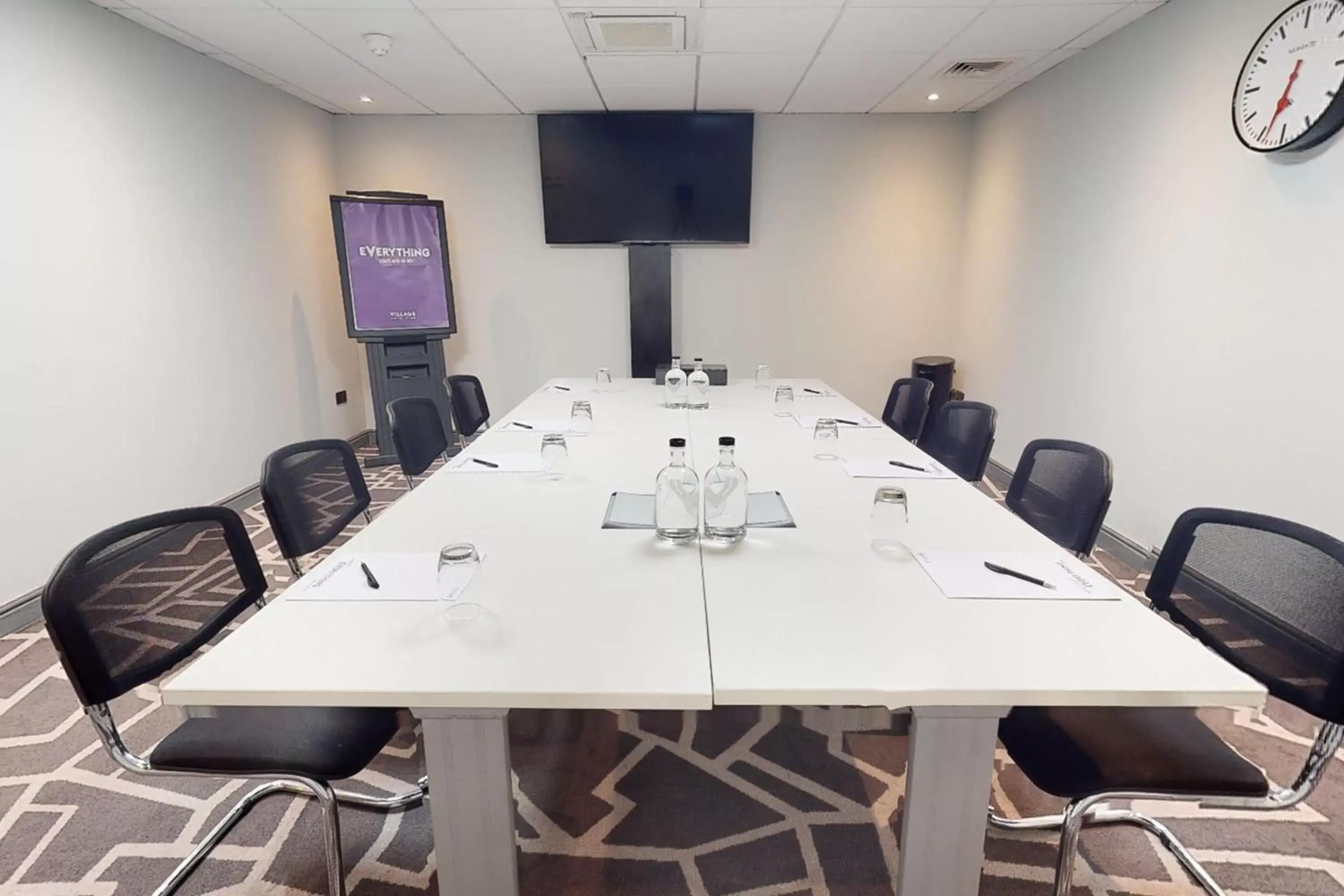 Meeting/conference room in Village Hotel Cardiff