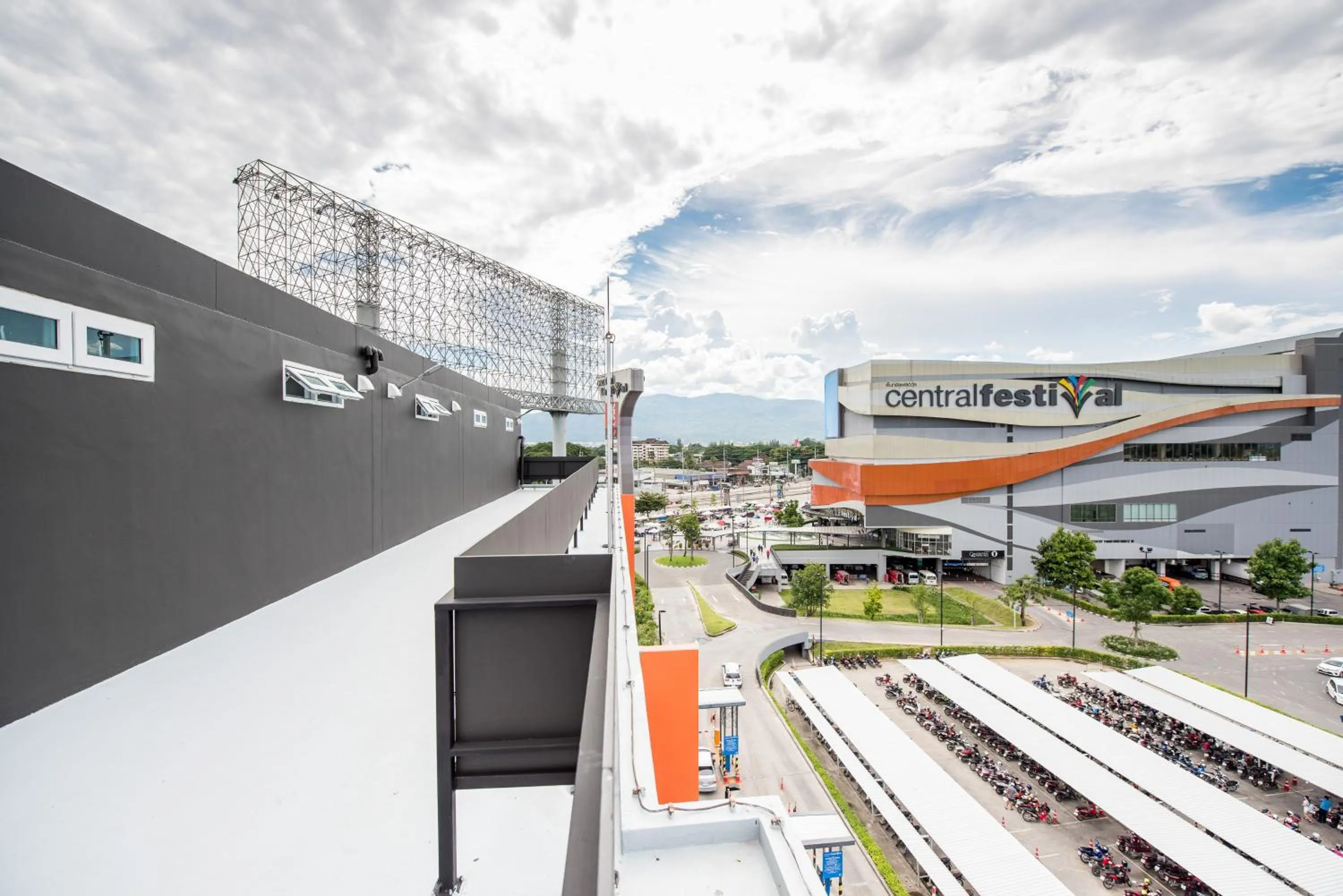 Nearby landmark in Nap In Fest