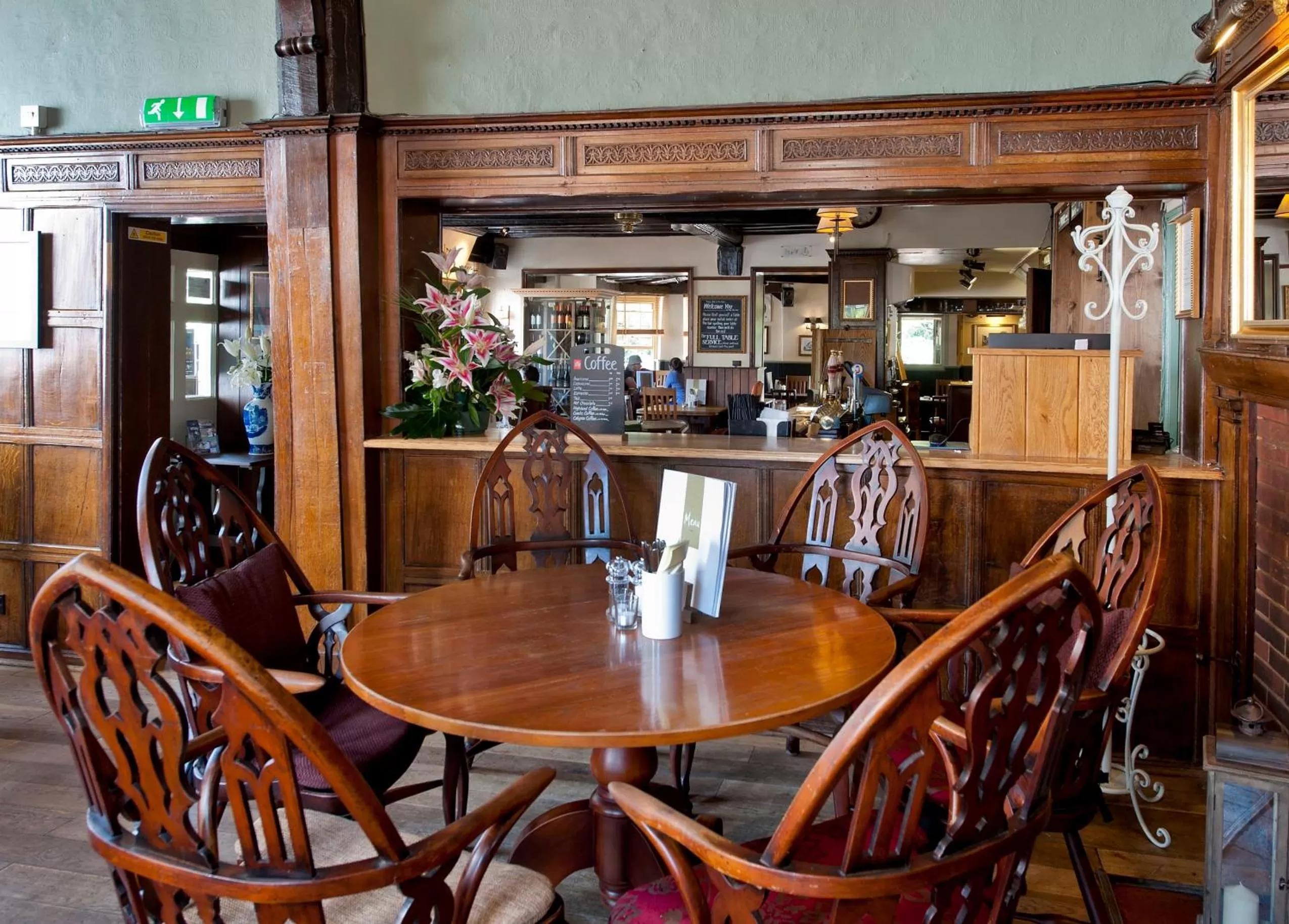 Lounge or bar in The Fox by Greene King Inns