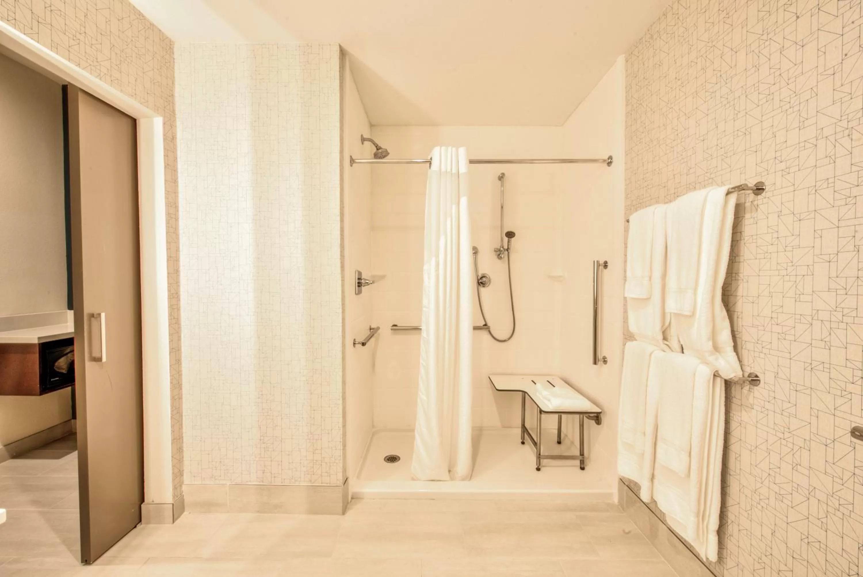 Photo of the whole room in Holiday Inn Express & Suites Dallas NW - Farmers Branch by IHG