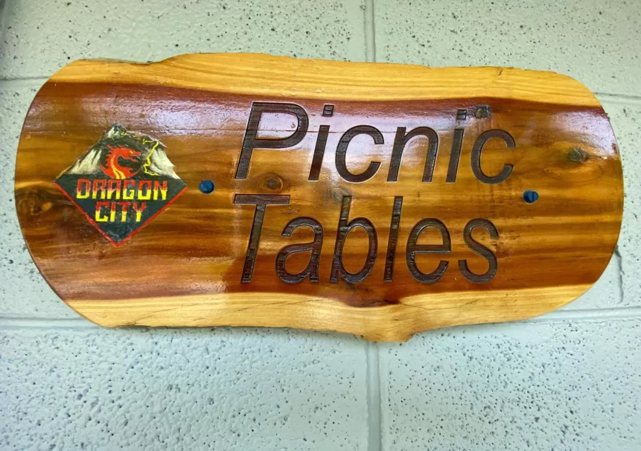 Property Logo/Sign in Dragon City