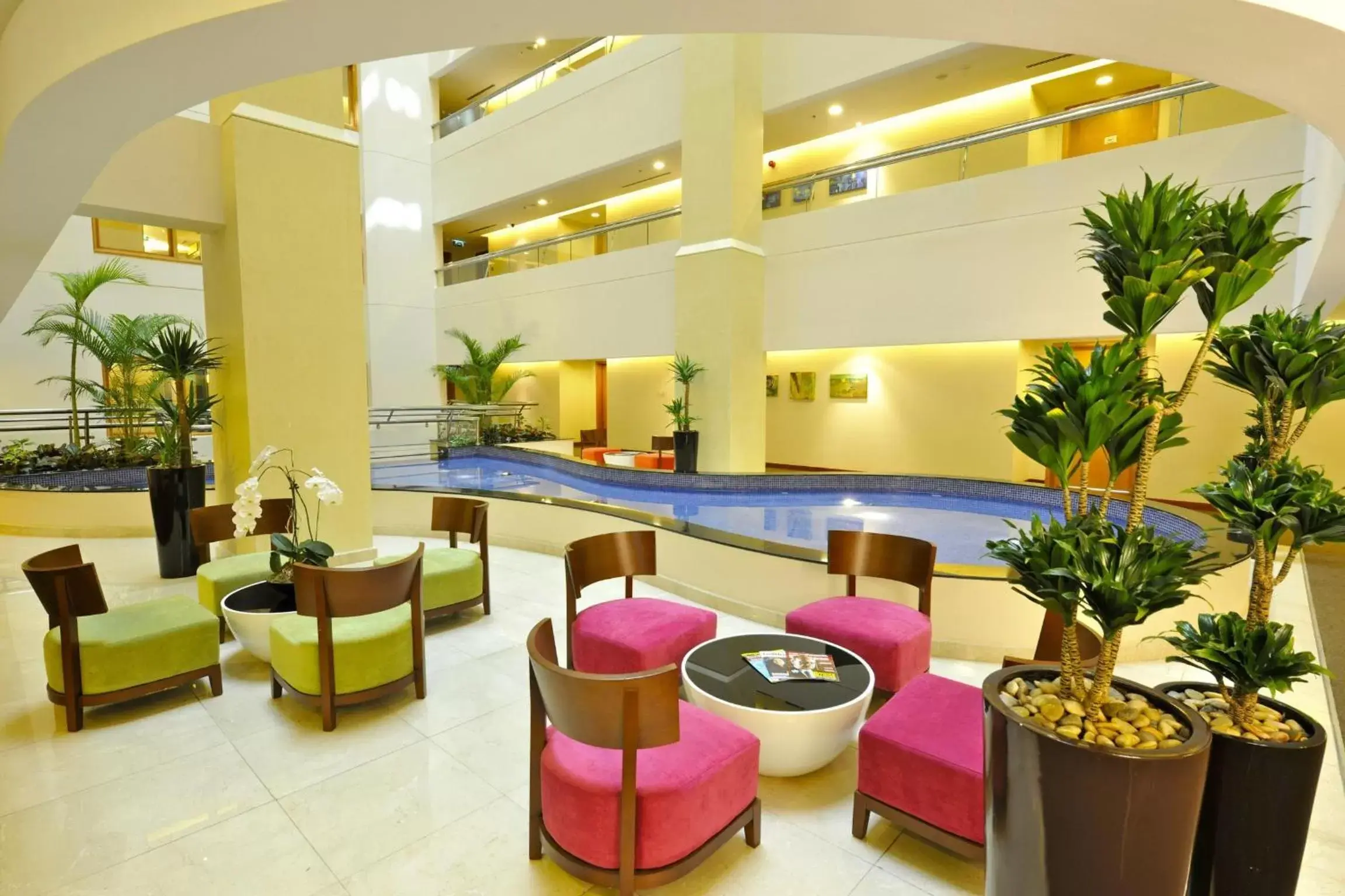 Lobby or reception in Fraser Suites Seef Bahrain