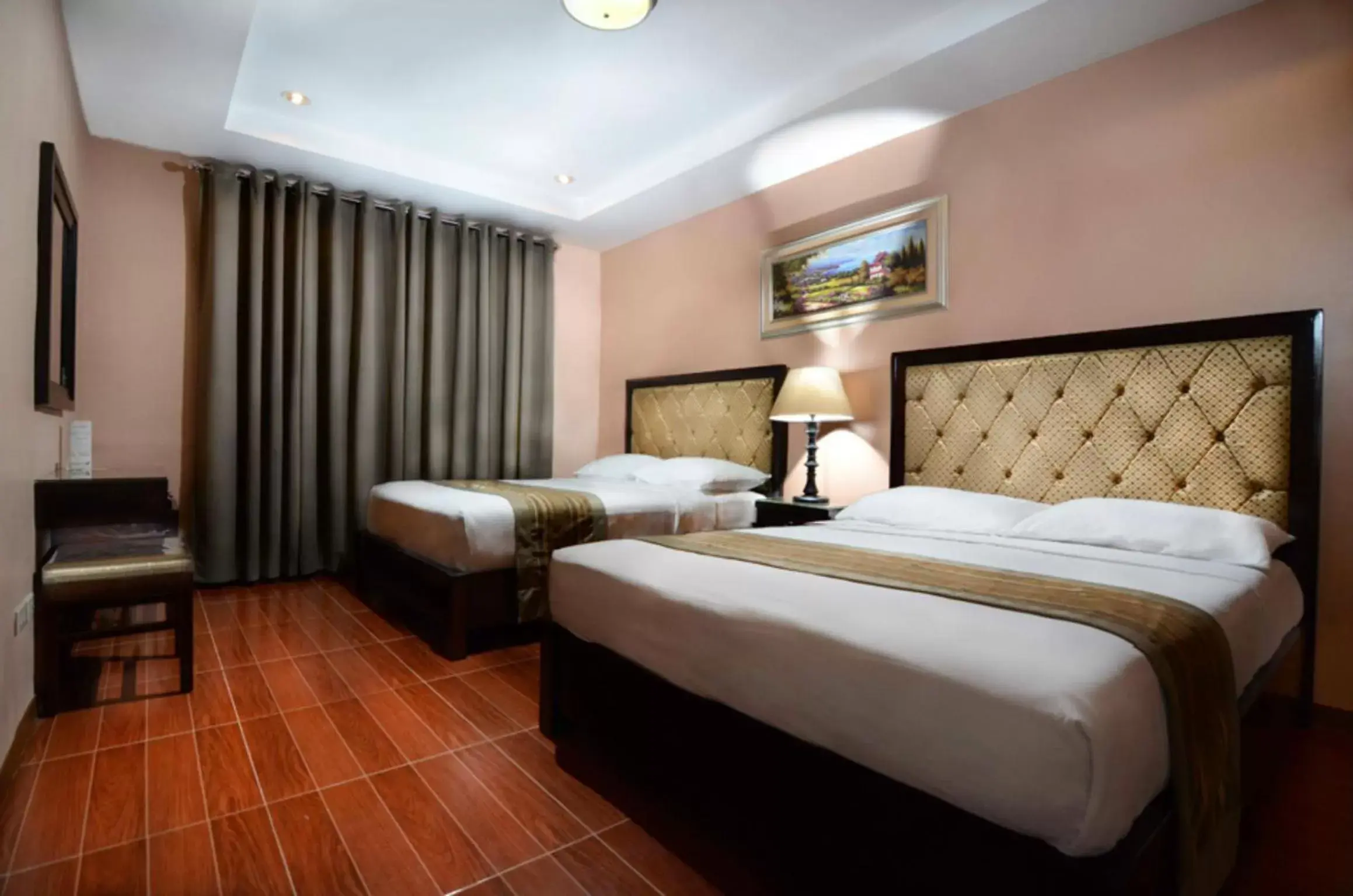 Bedroom, Bed in Prism Hotel