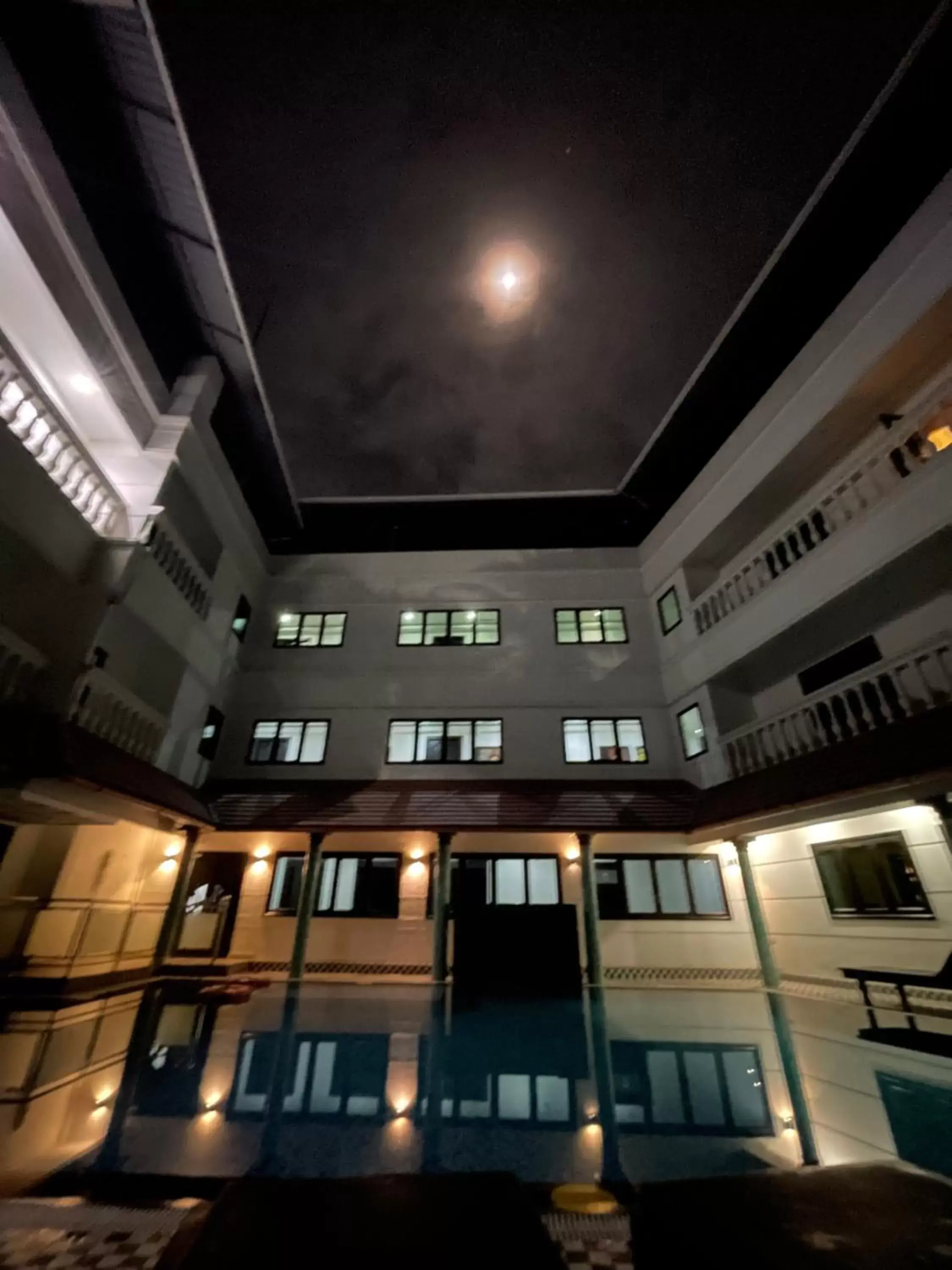 Property building in Sajjoys Property building in Sajjoys