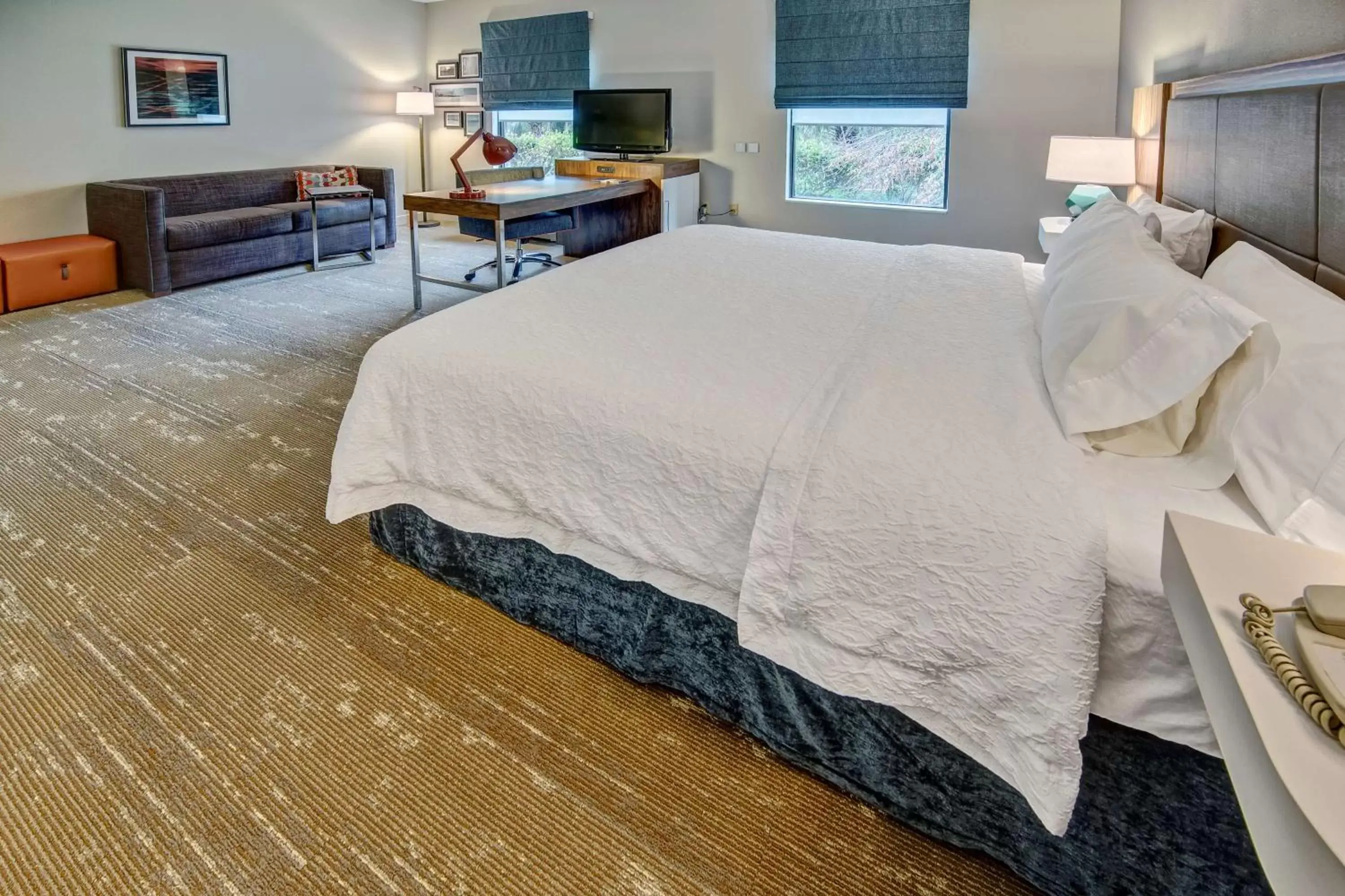 Bedroom in Hampton Inn & Suites Fort Myers Estero
