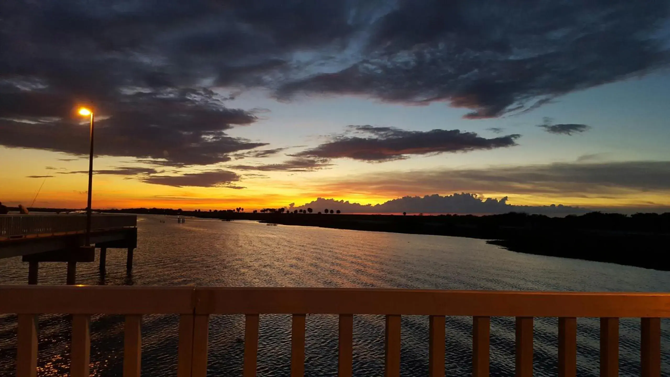 Sunset in Lakeview Inn & Suites Okeechobee