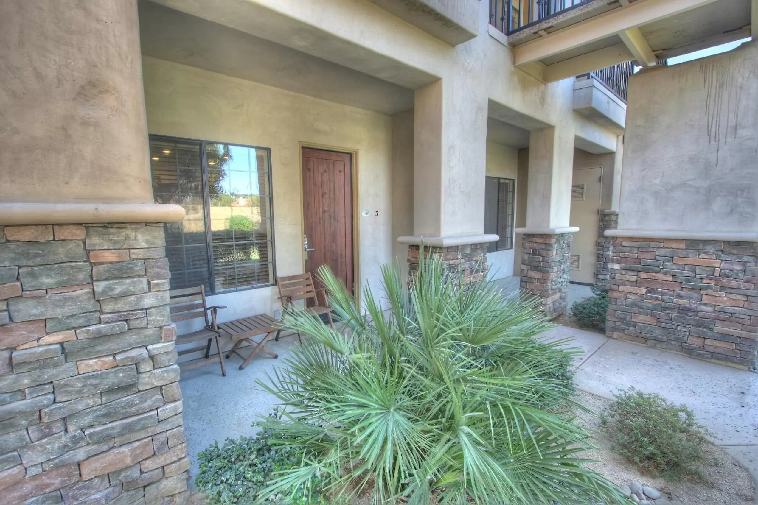 Facade/entrance in La Quinta Vacations Rental