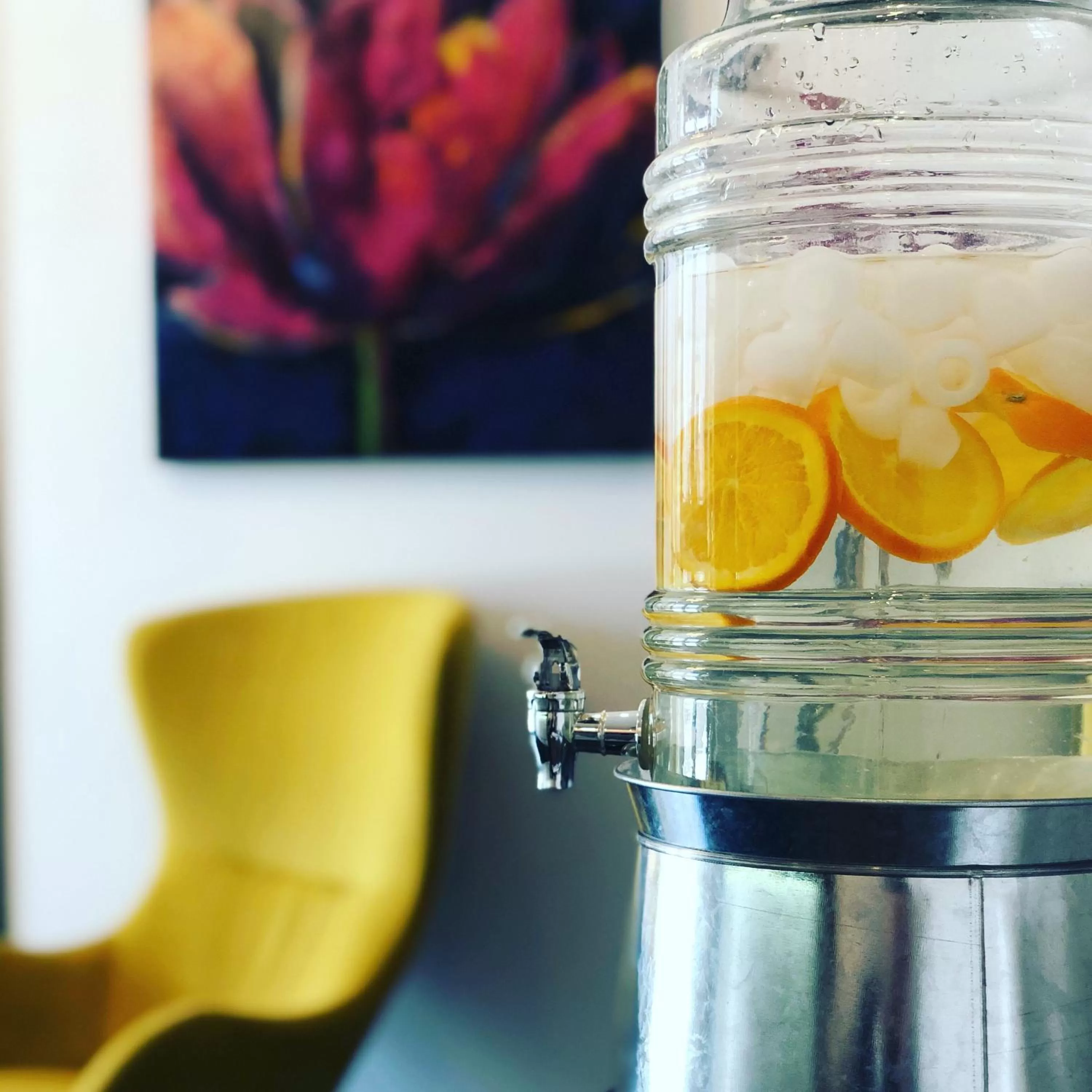 Property building in Willowdale Hotel Toronto North York