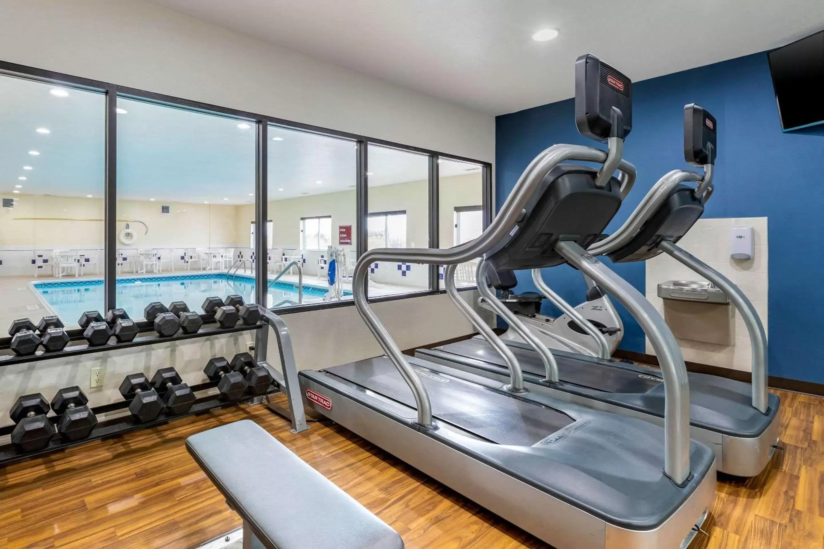 Activities, Fitness Center/Facilities in Comfort Inn & Suites Davenport - Quad Cities