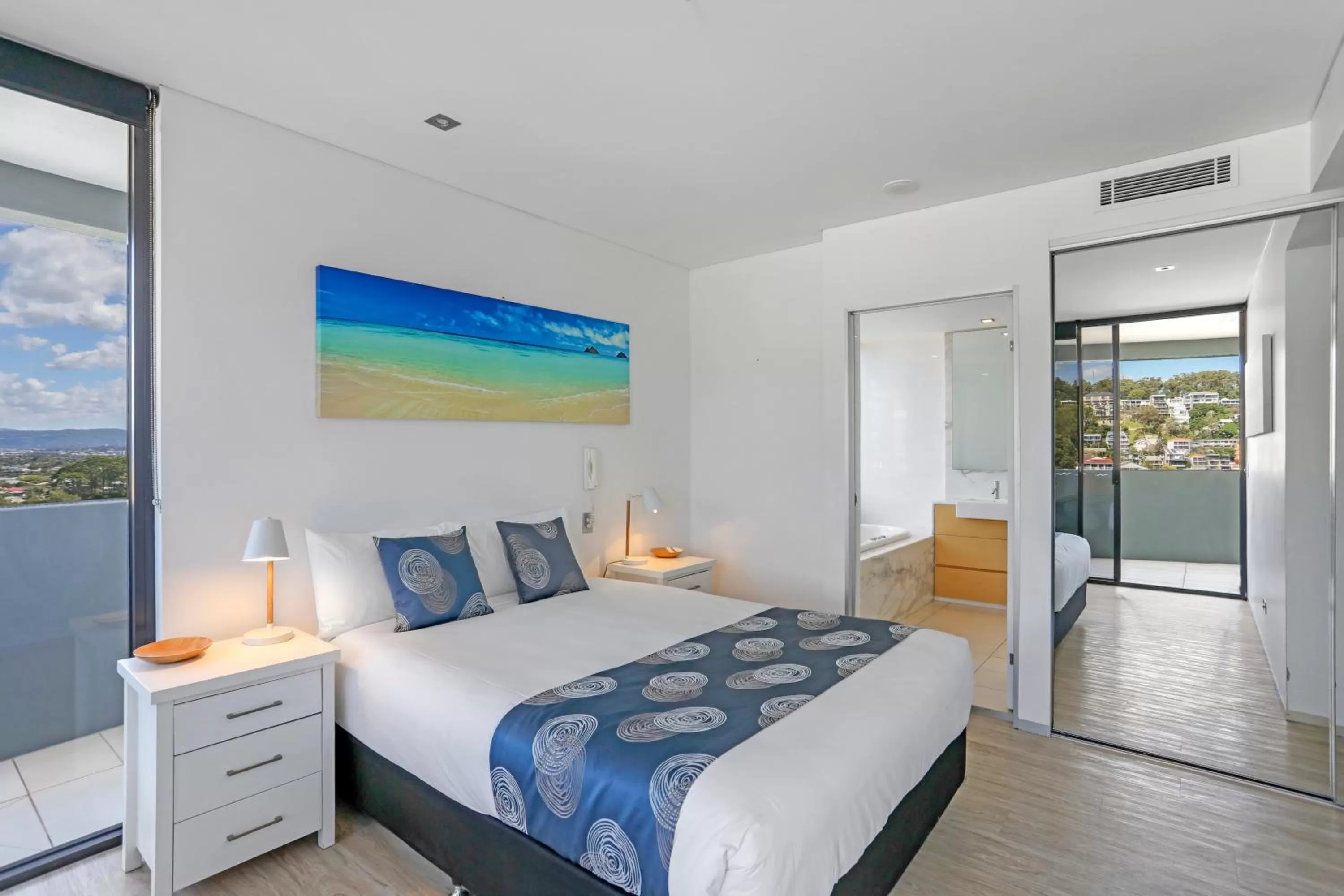 Bedroom, Bed in Ambience on Burleigh Beach