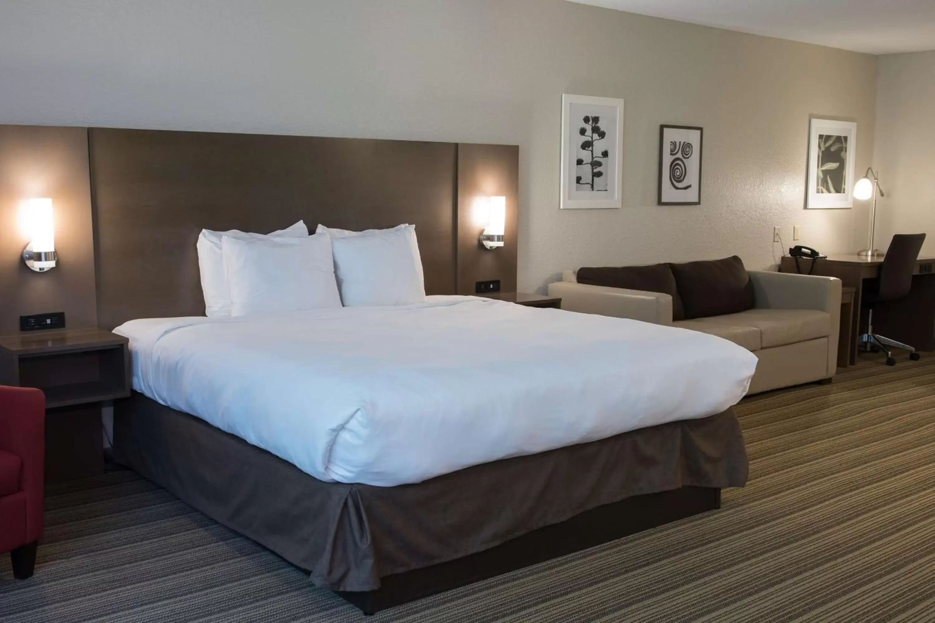 Activities, Bed in Country Inn & Suites by Radisson, Platteville, WI
