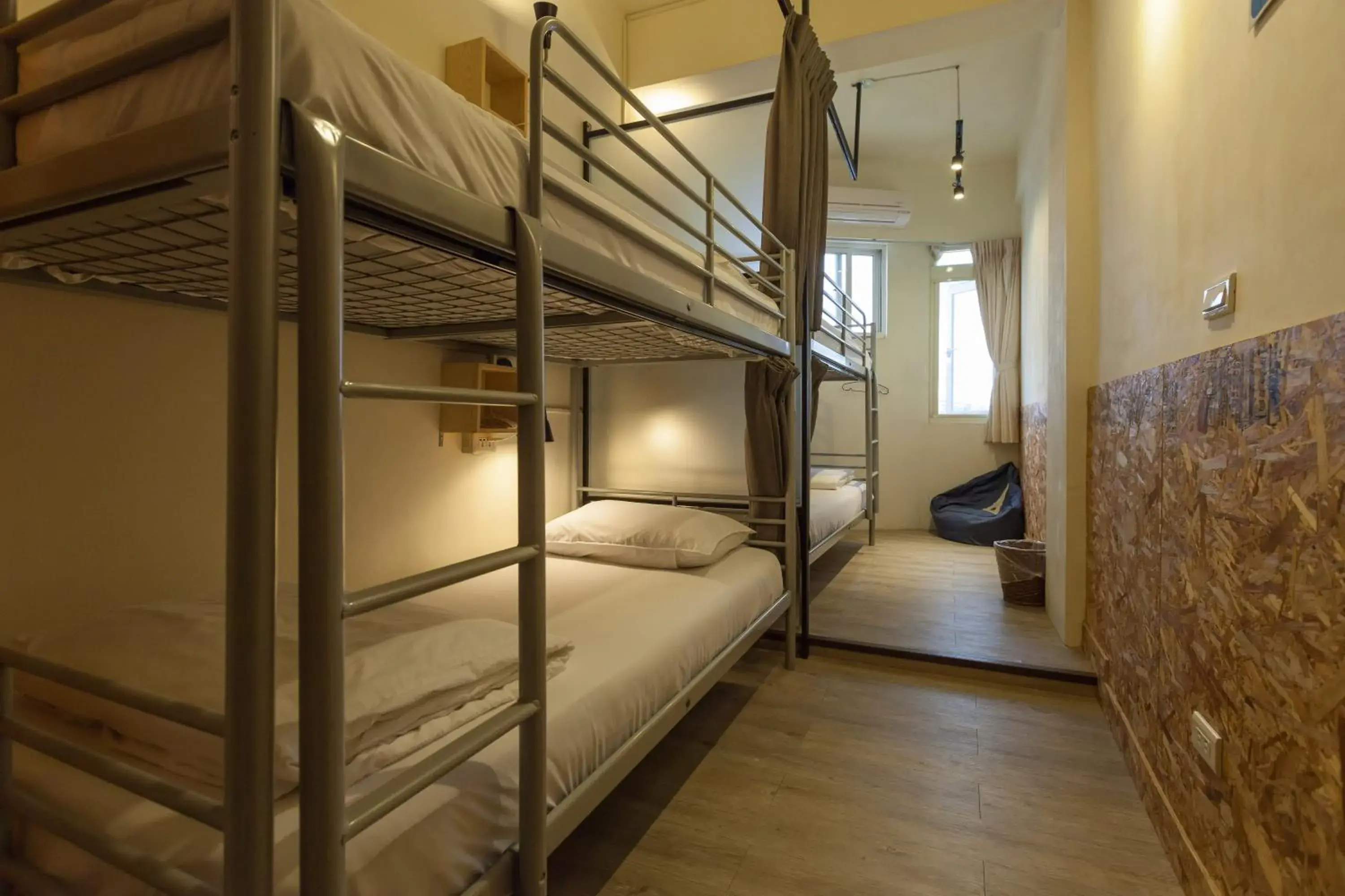 Bunk Bed in Sleeping Boot Hostel