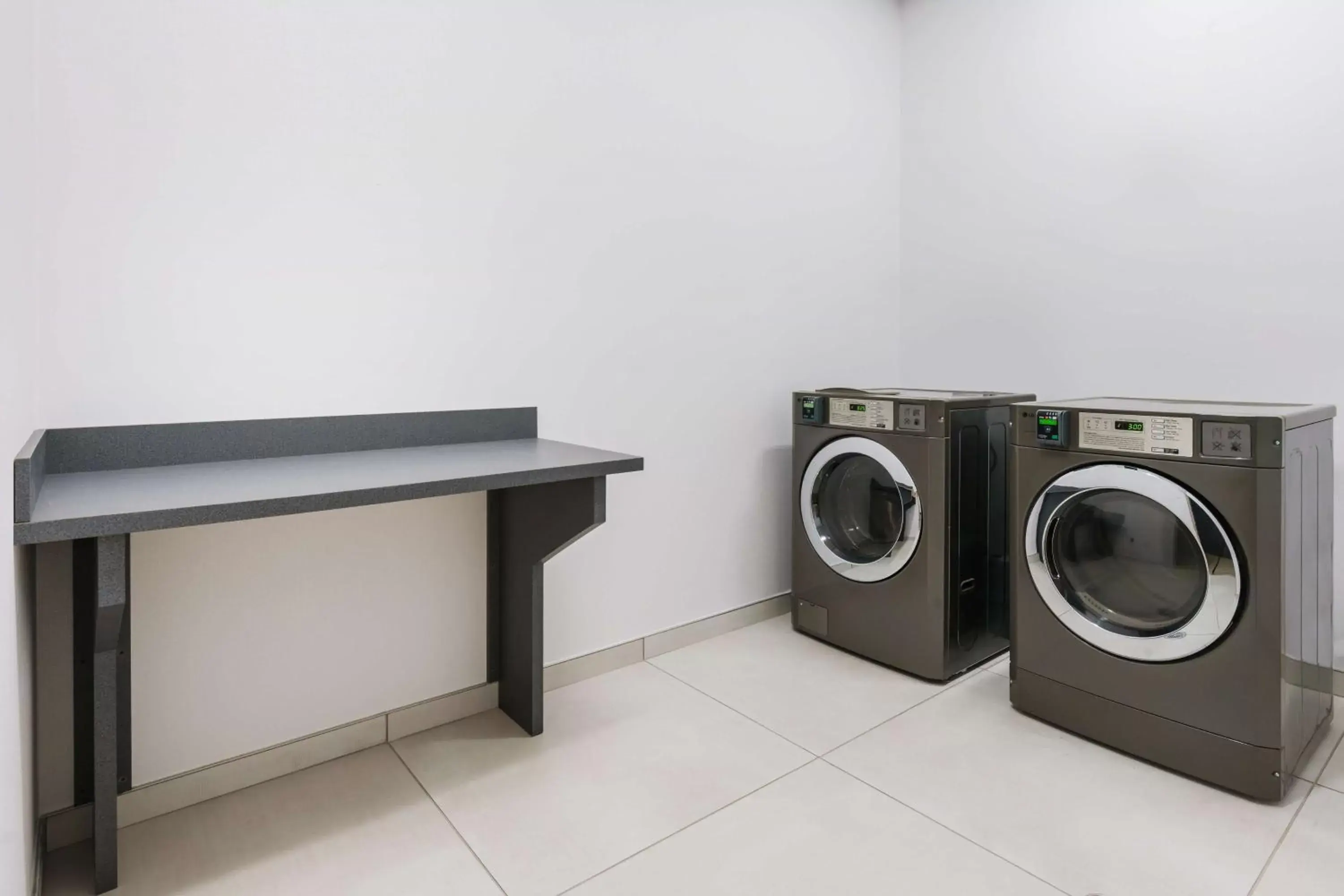 Property building in Hilton Garden Inn Apopka City Center, Fl Property building in Hilton Garden Inn Apopka City Center, Fl