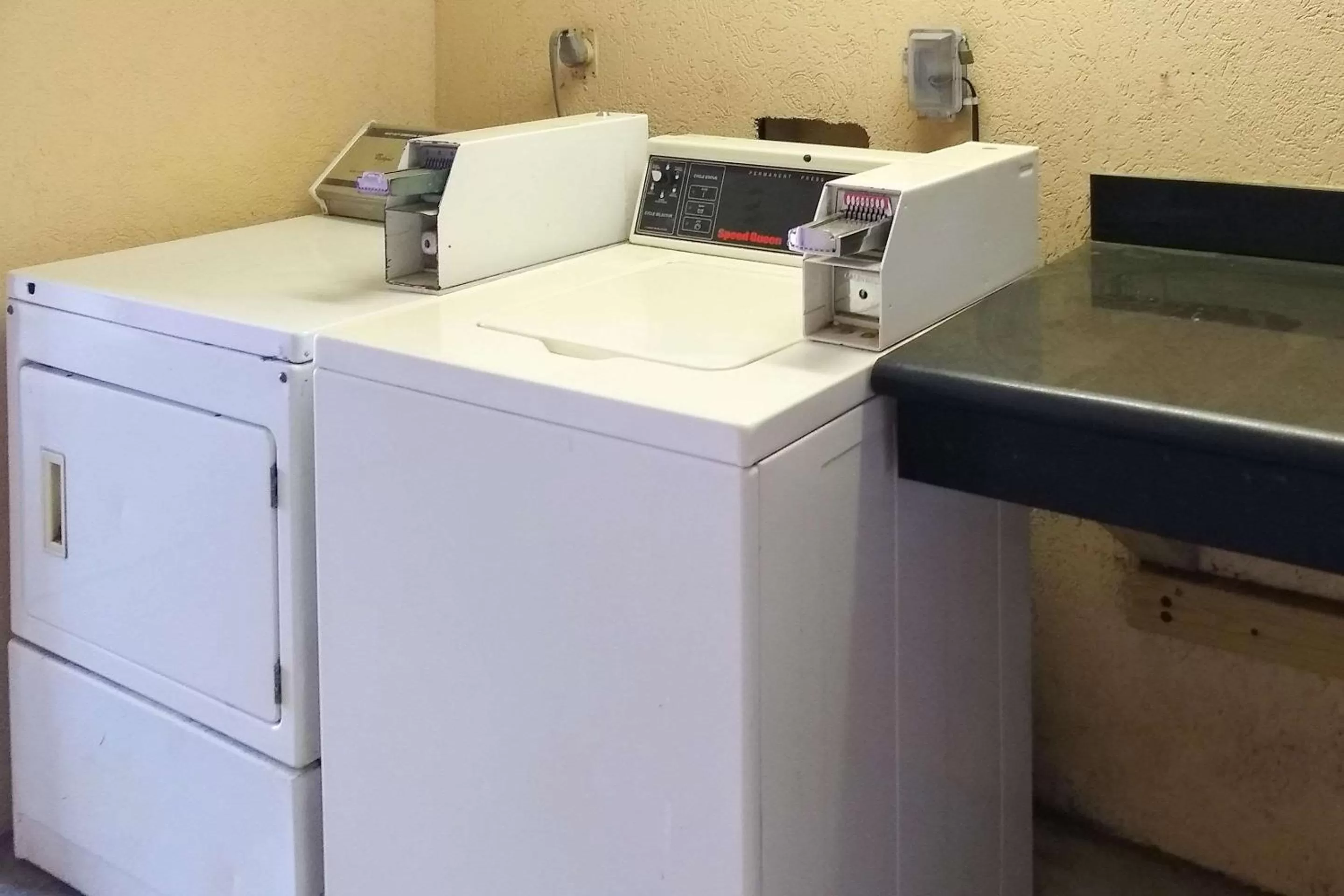 On site in Econo Lodge Inn & Suites West - Energy Corridor