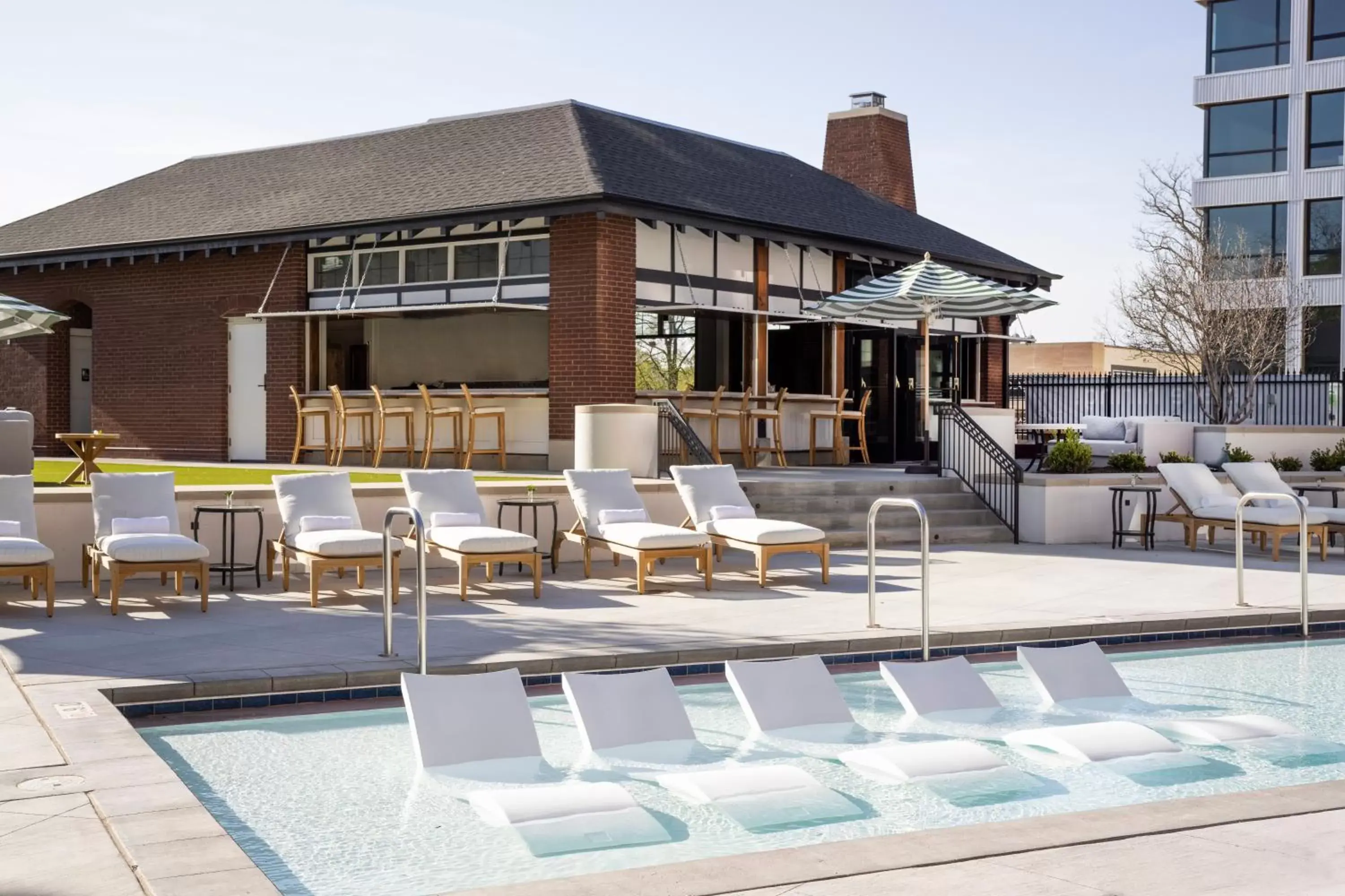 Swimming pool in Kimpton Cottonwood Hotel by IHG Swimming pool in Kimpton Cottonwood Hotel by IHG