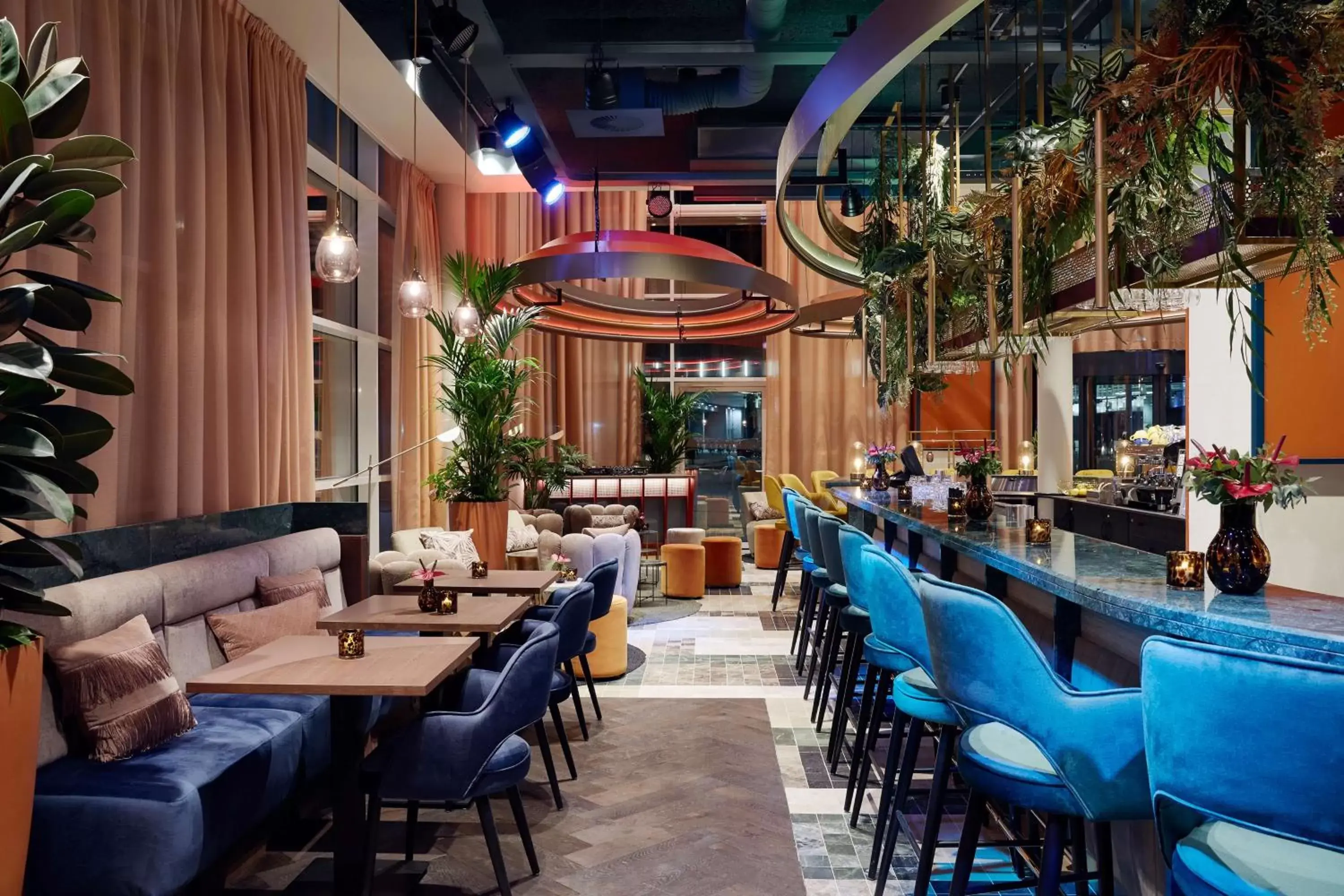 Lounge or bar, Restaurant/Places to Eat in Lindner Hotel Antwerp, part of JdV by Hyatt