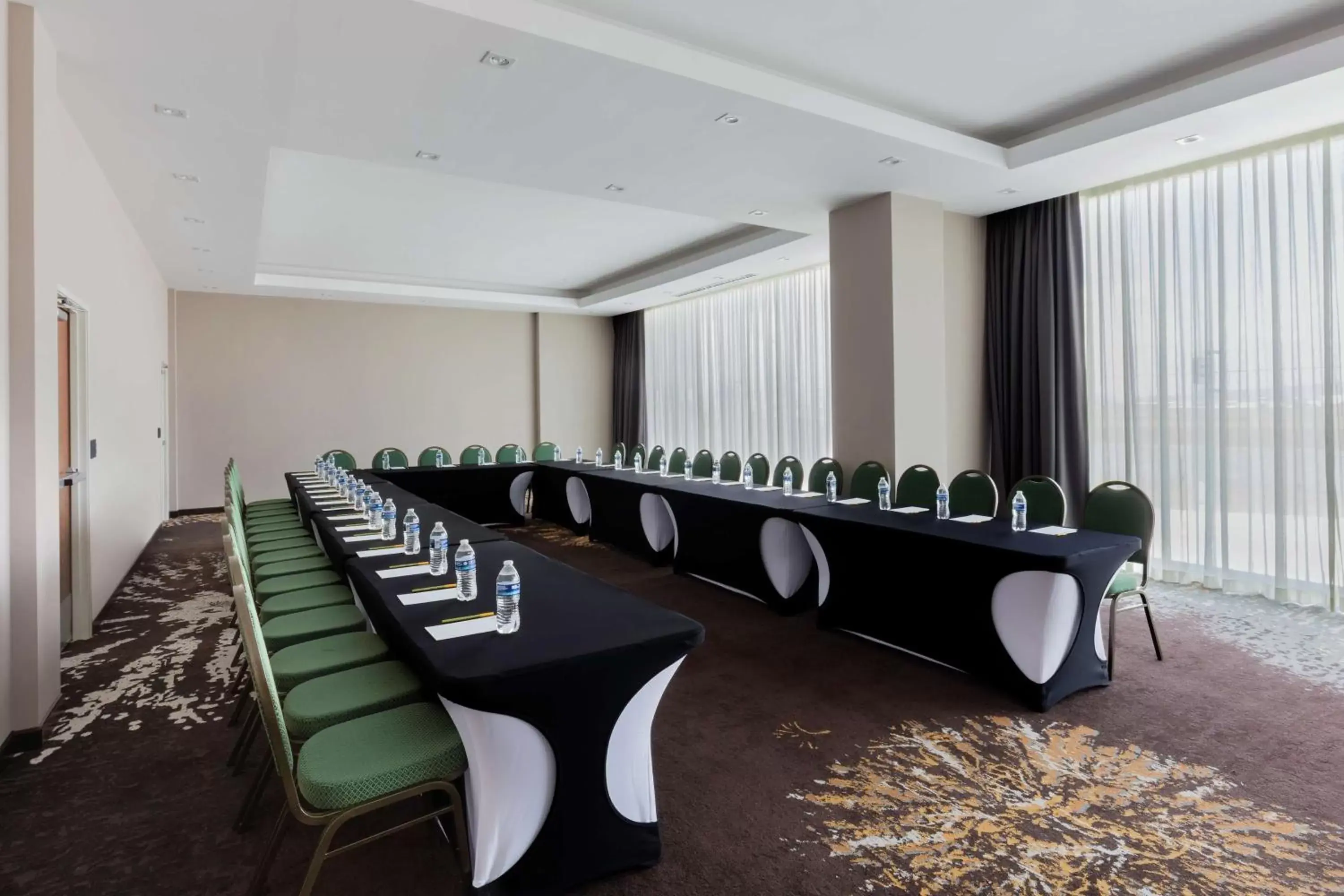 Meeting/conference room in Hilton Garden Inn Salamanca