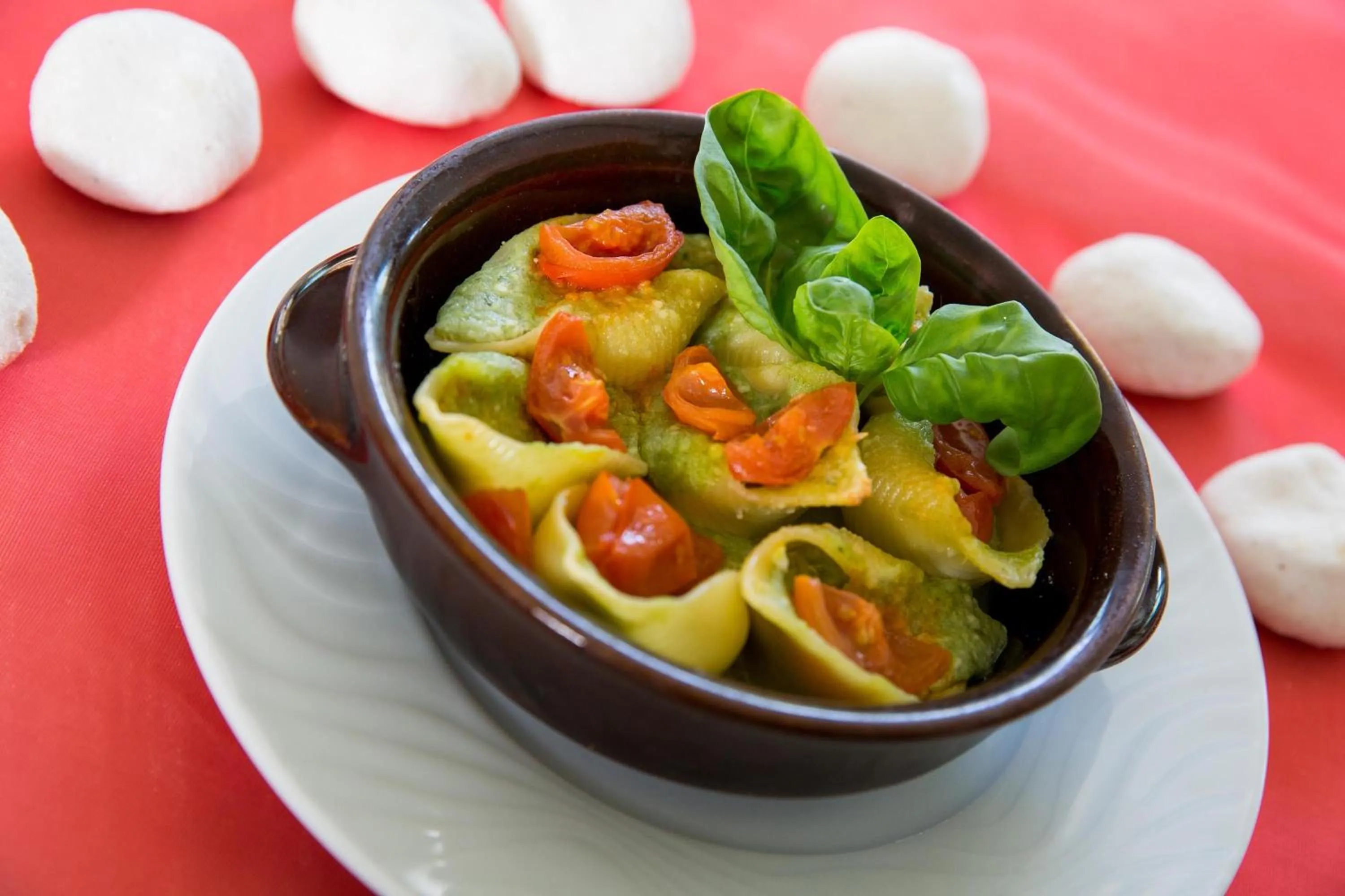 Restaurant/places to eat in Hotel Ares