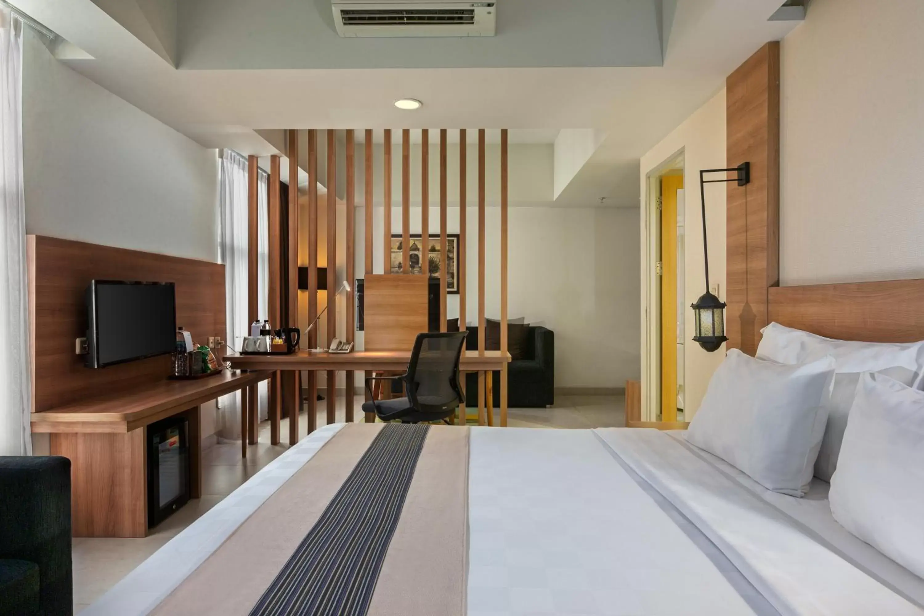 Bedroom, Bed in KHAS Tugu Hotel Yogyakarta