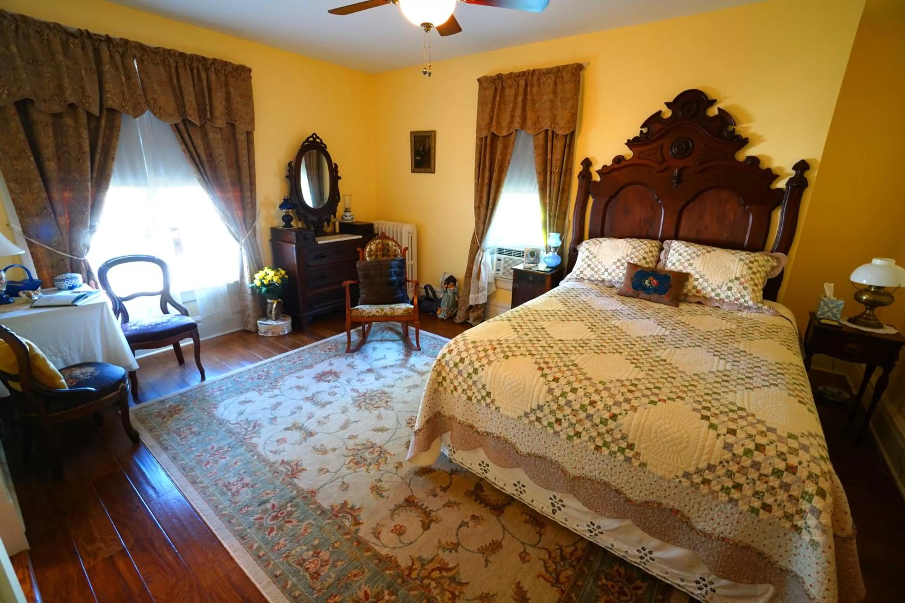 Room Photo in Rose Heart Inn