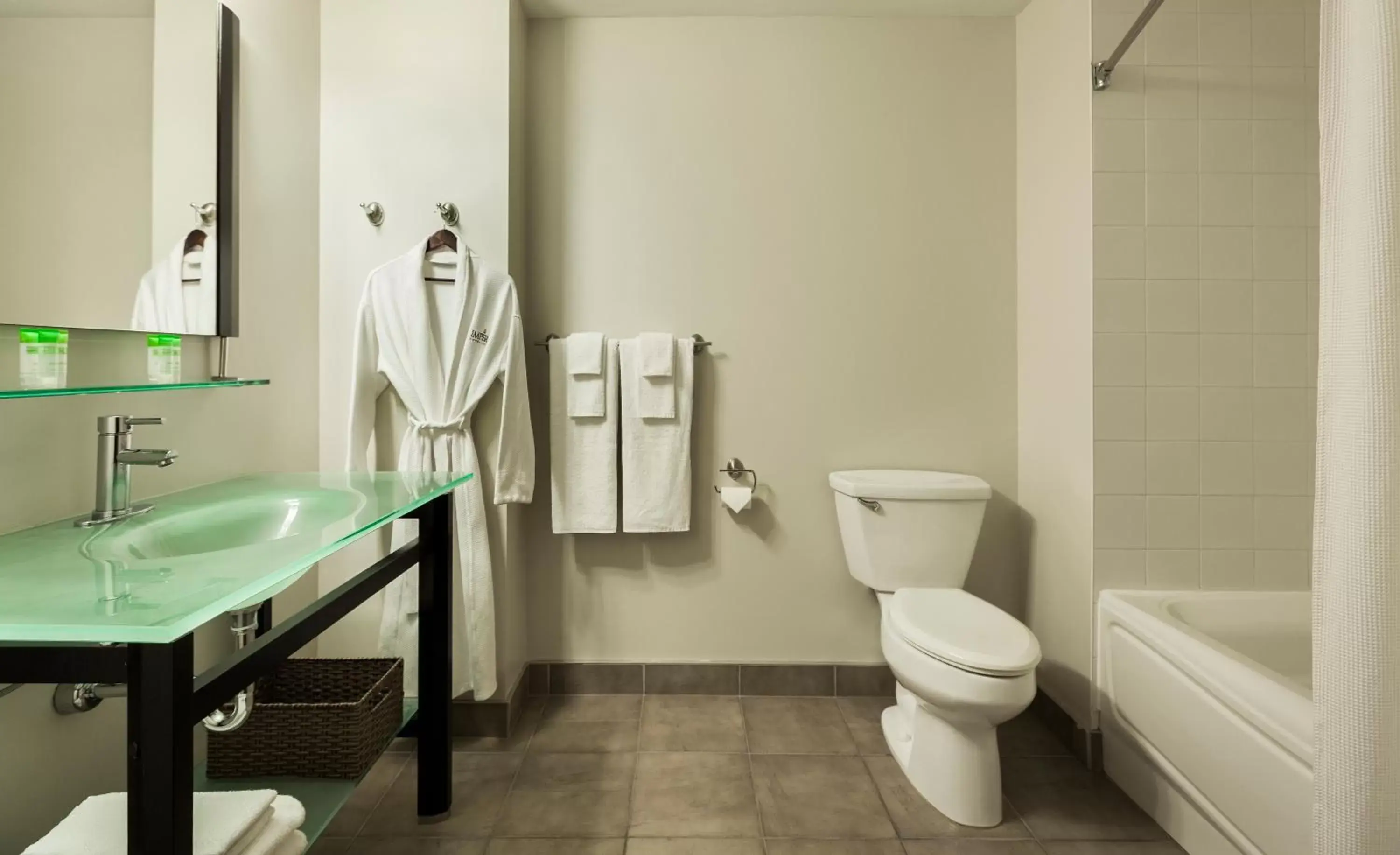 Bathroom in Imperia Hotel & Suites Saint-Eustache