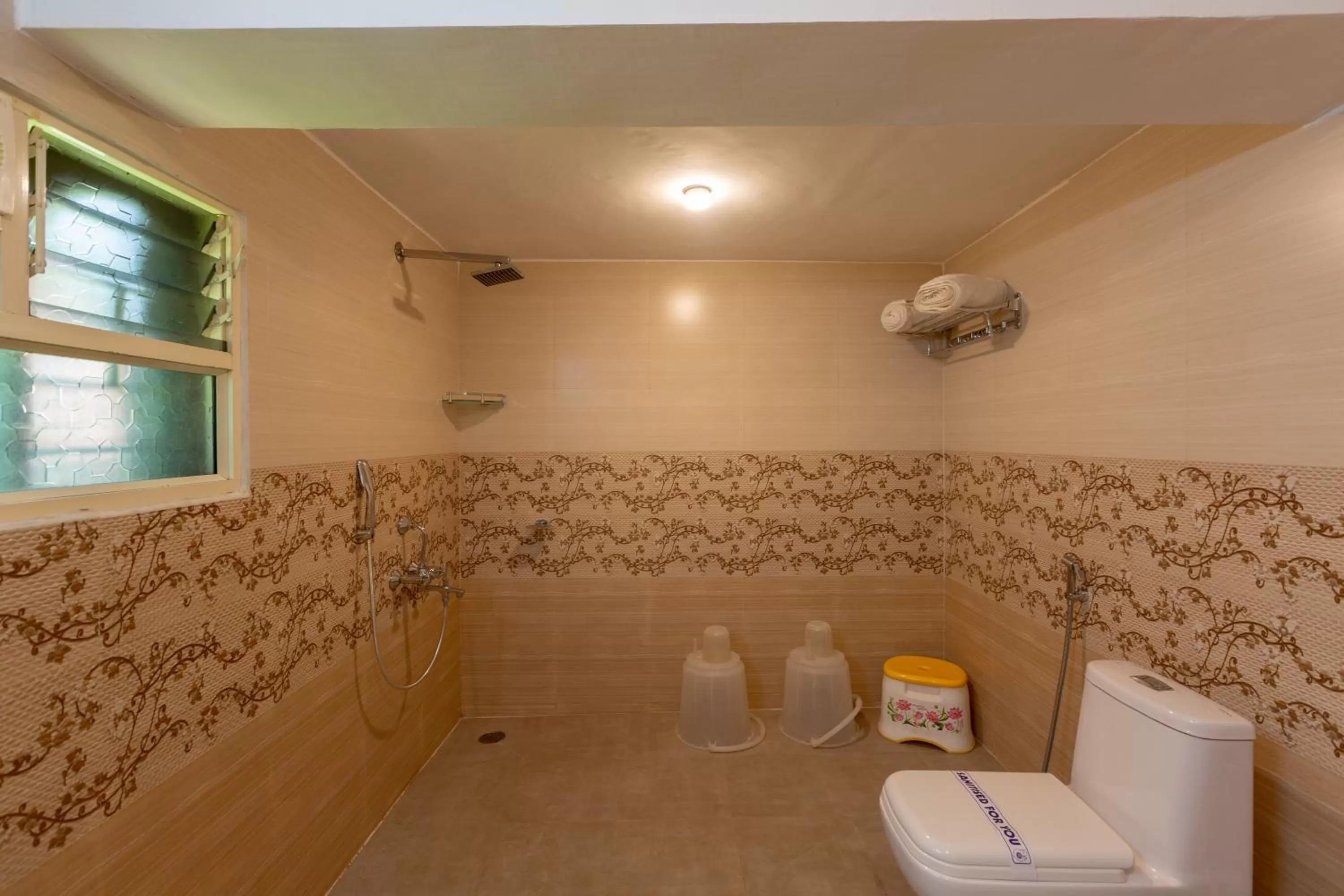 KSTDC Hotel Mayura Bhuvaneshwari Kamalapur