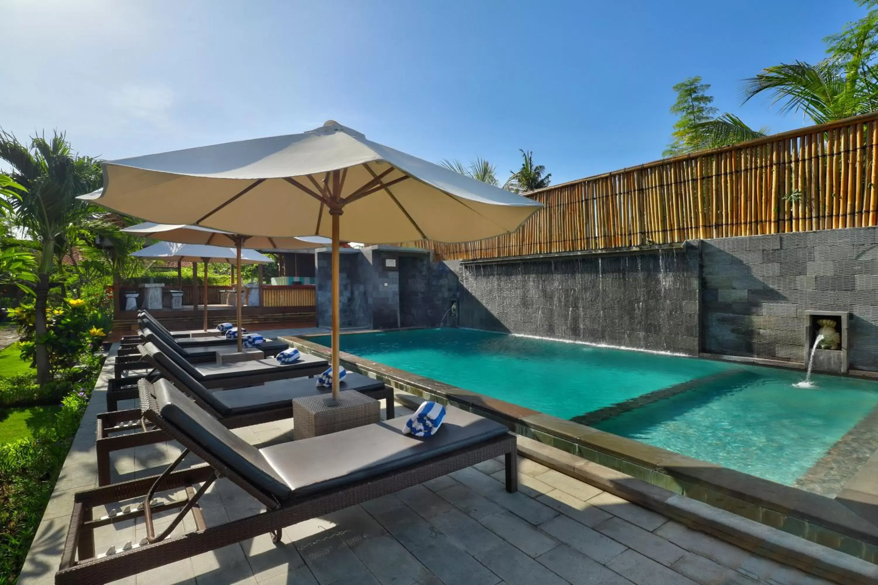 Pool view in Hotel Arsa Santhi Nusa Penida Pool view in Hotel Arsa Santhi Nusa Penida