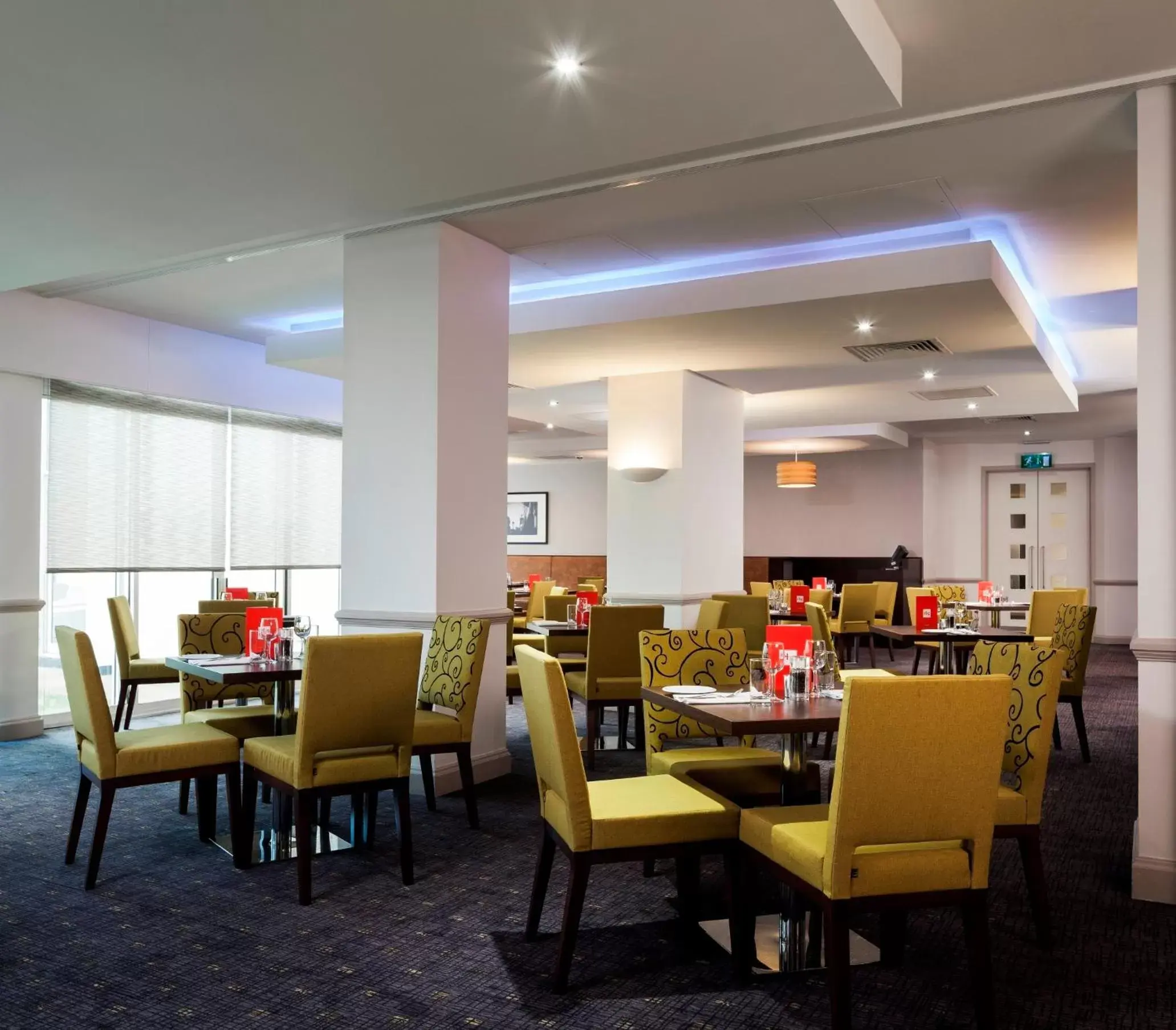 Restaurant/Places to Eat in Northampton Town Centre Hotel by Accor