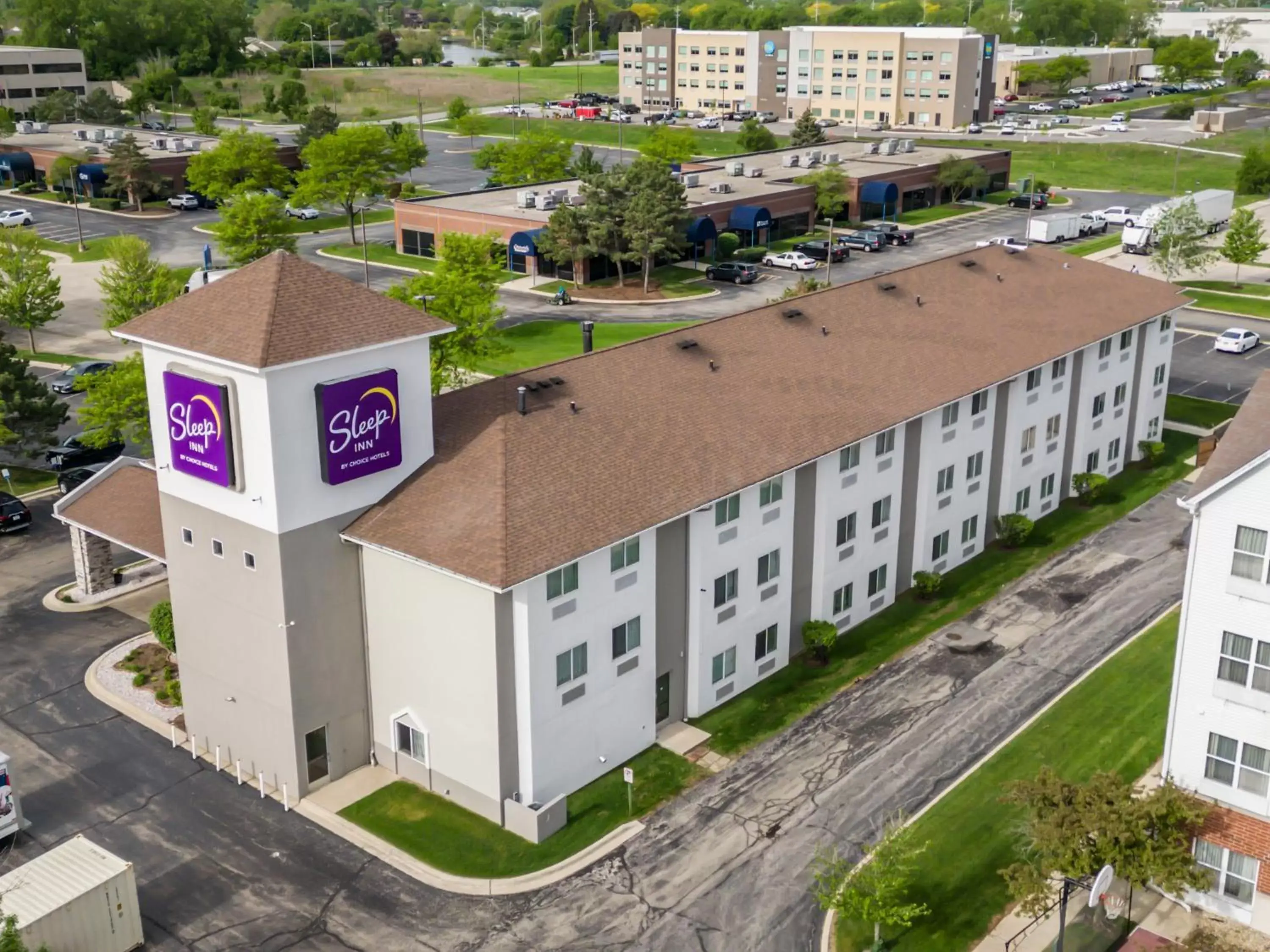 Property building, Bird's-eye View in Sleep Inn Naperville