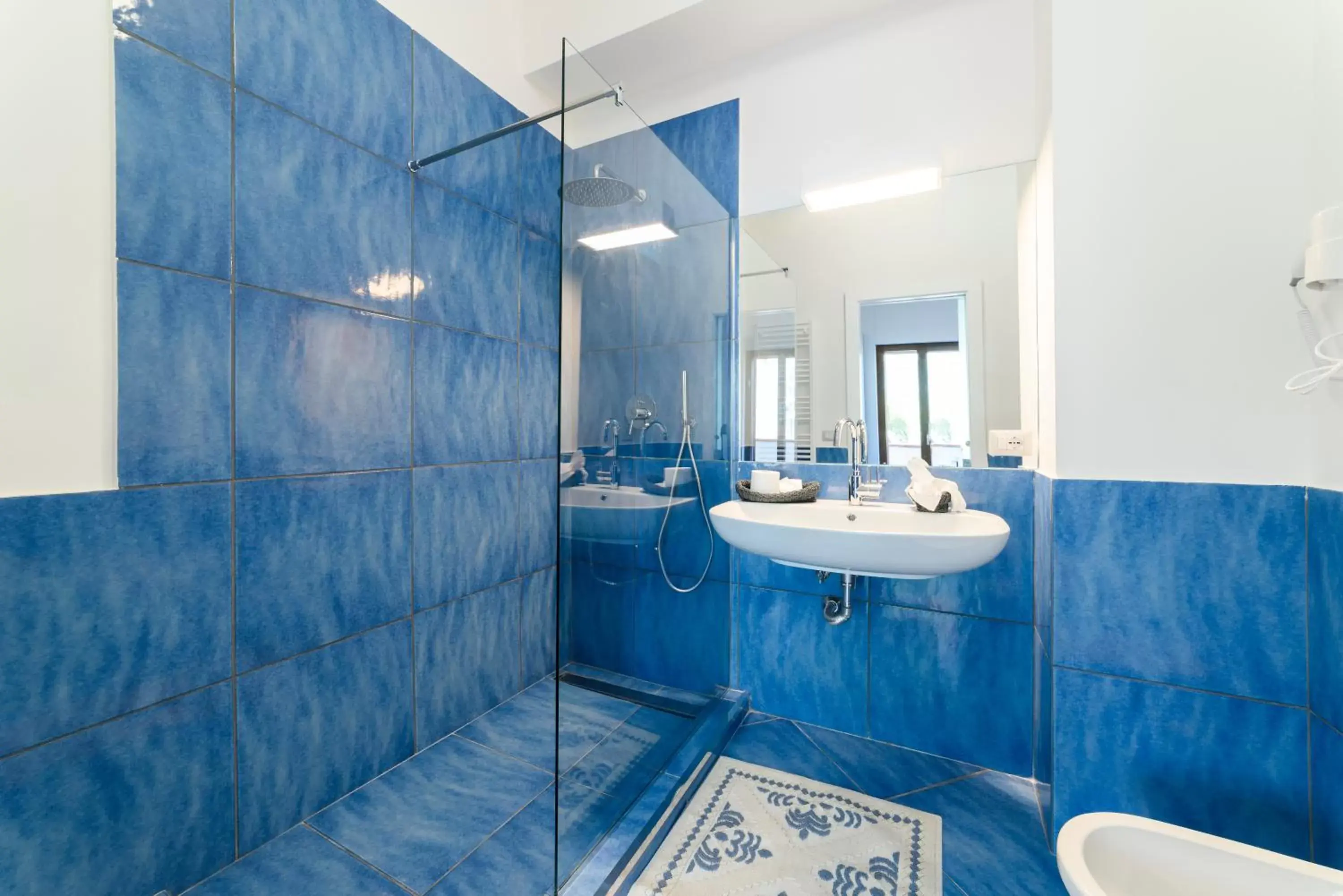 Shower, Bathroom in Il Papavero Residence Arbostella
