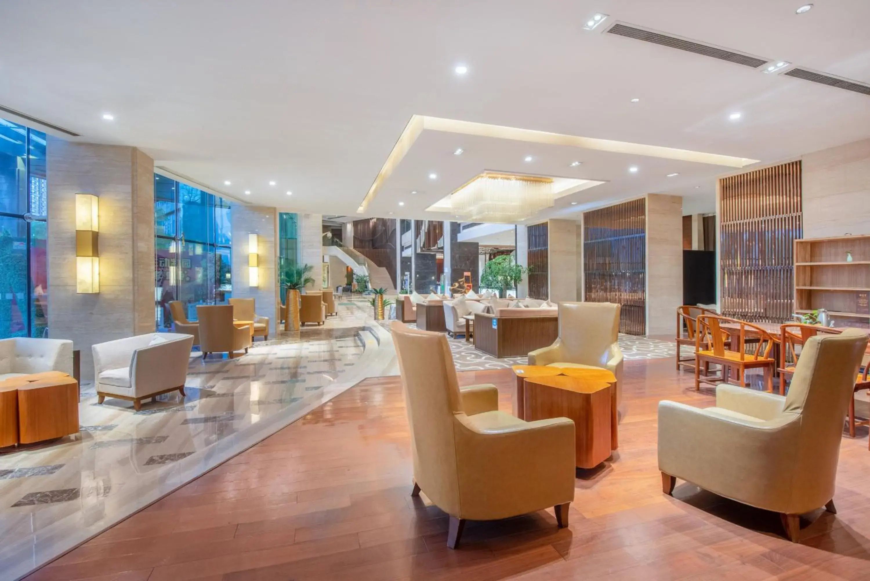 Property building, Lounge/Bar in Holiday Inn Nantong Oasis International, an IHG Hotel