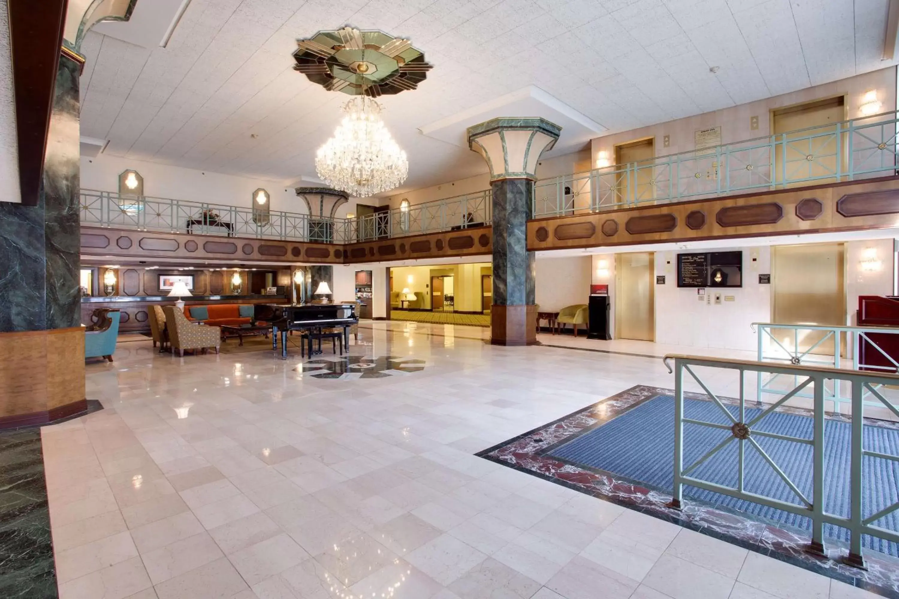 Lobby or reception in Drury Inn & Suites St. Louis Convention Center