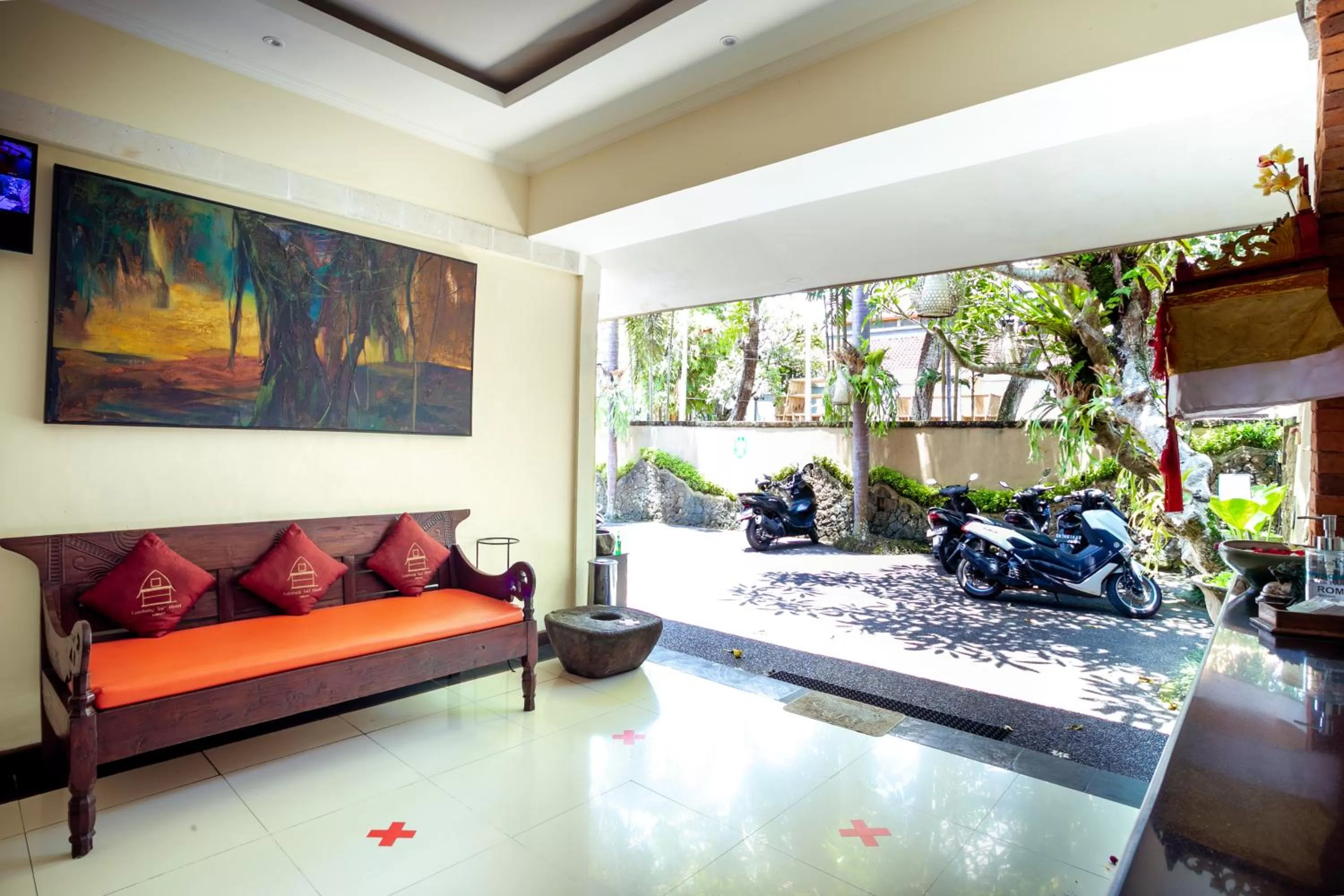 Seating area in Lumbung Sari Ubud Hotel - CHSE Certified