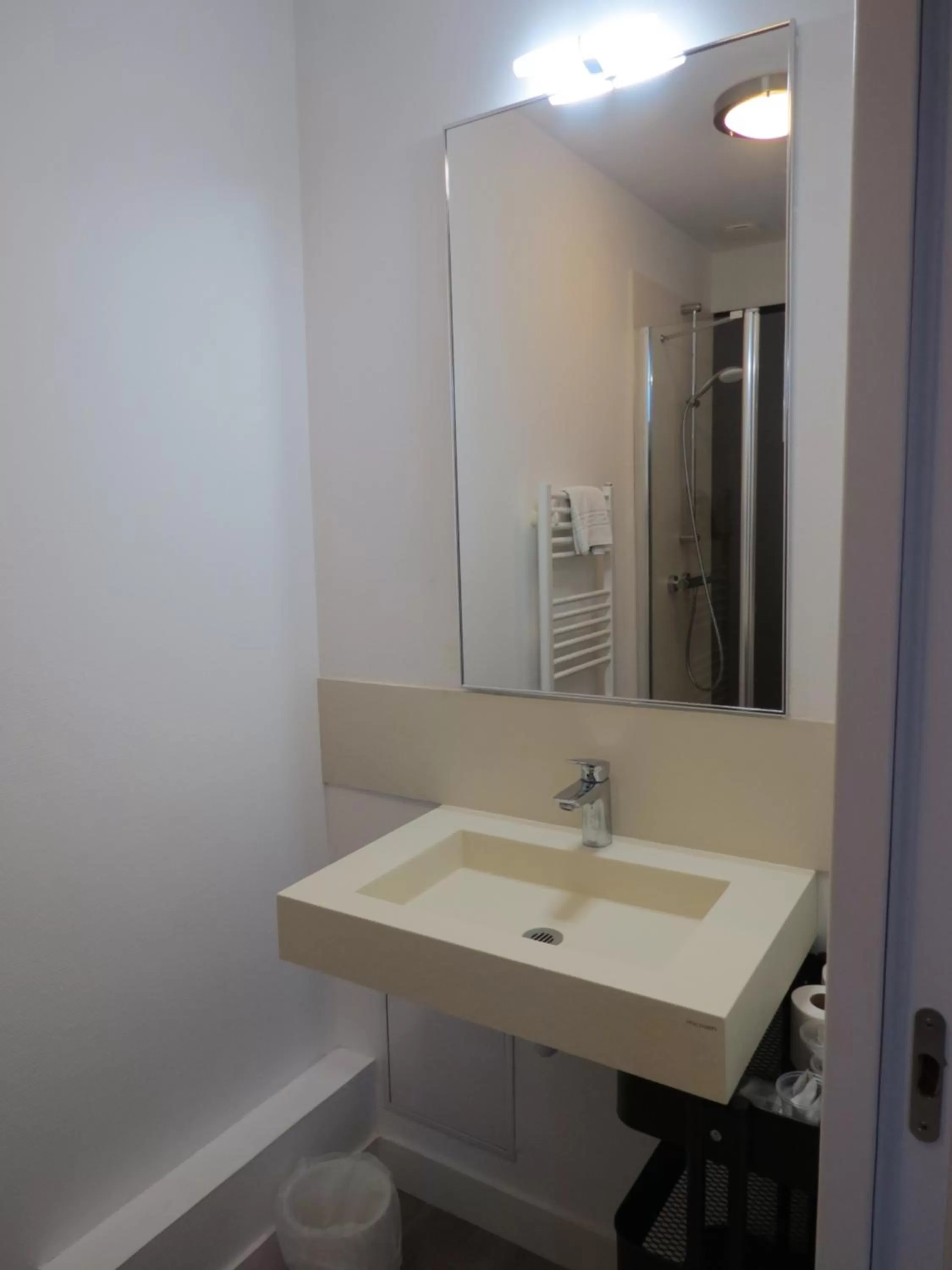 Bathroom in Hotel le Faisan