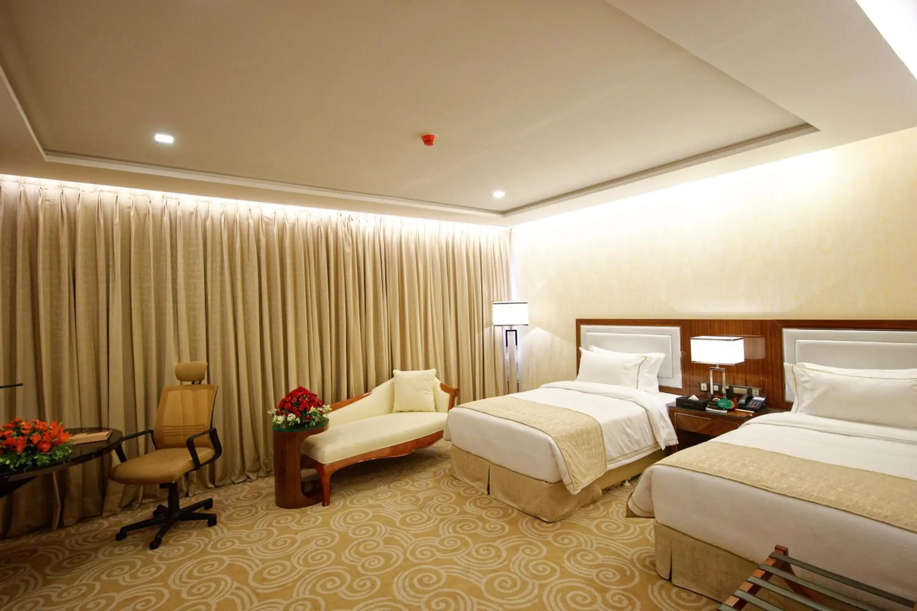 Bedroom, Bed in Royal Swiss Lahore