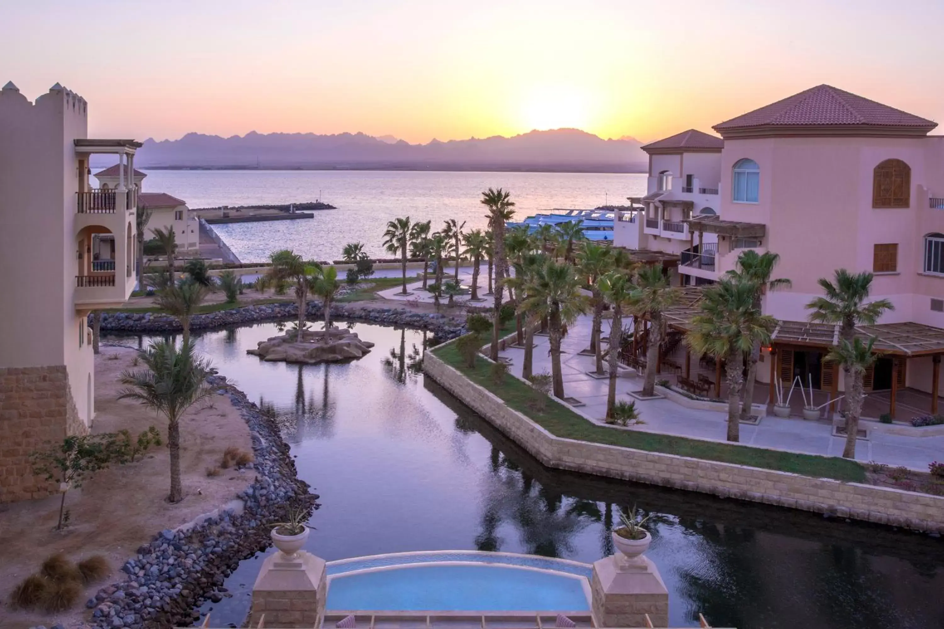 Sunset, Swimming Pool in Kempinski Hotel Soma Bay