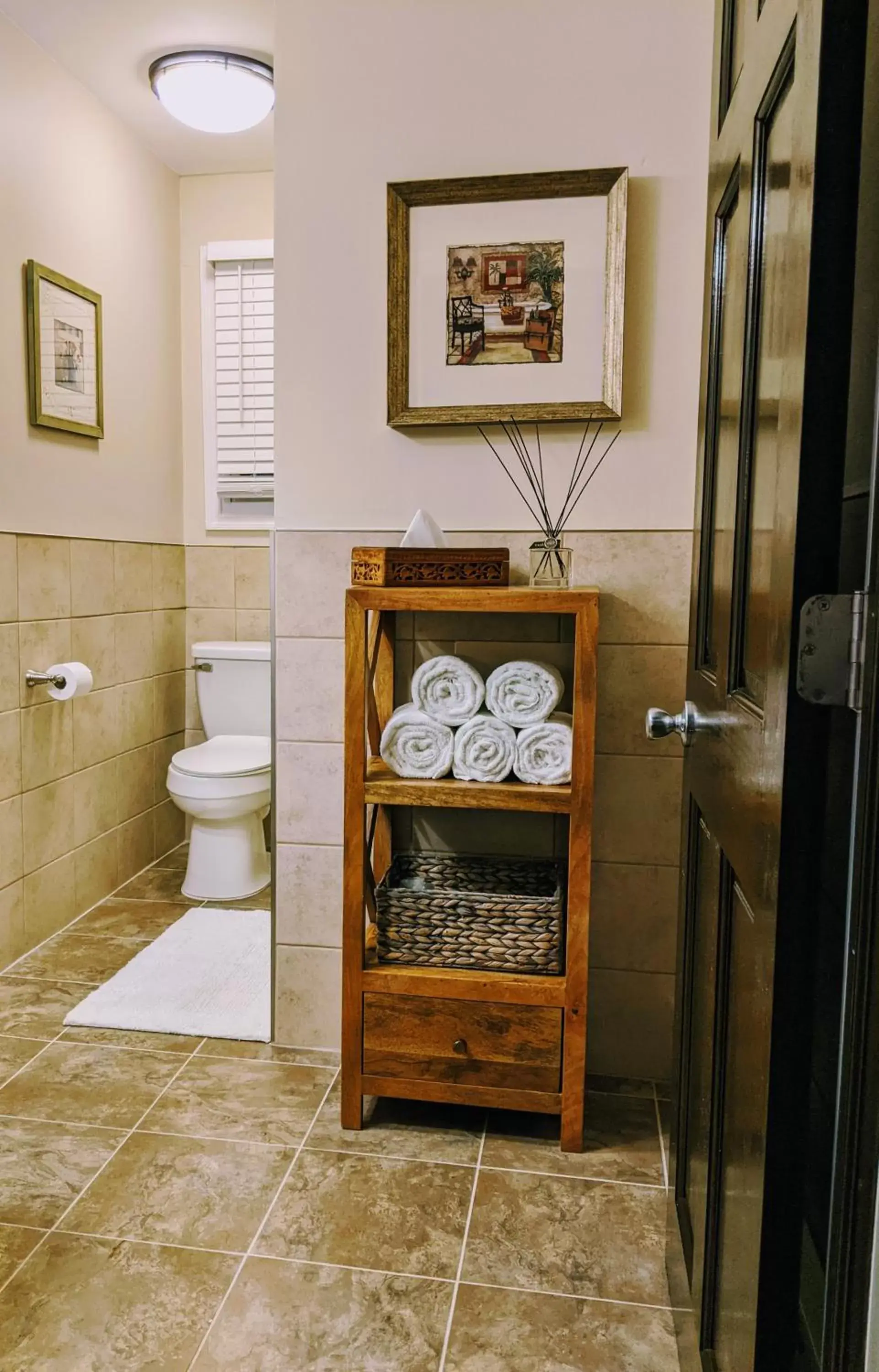 Shower, Bathroom in Chelsea Pub and Inn