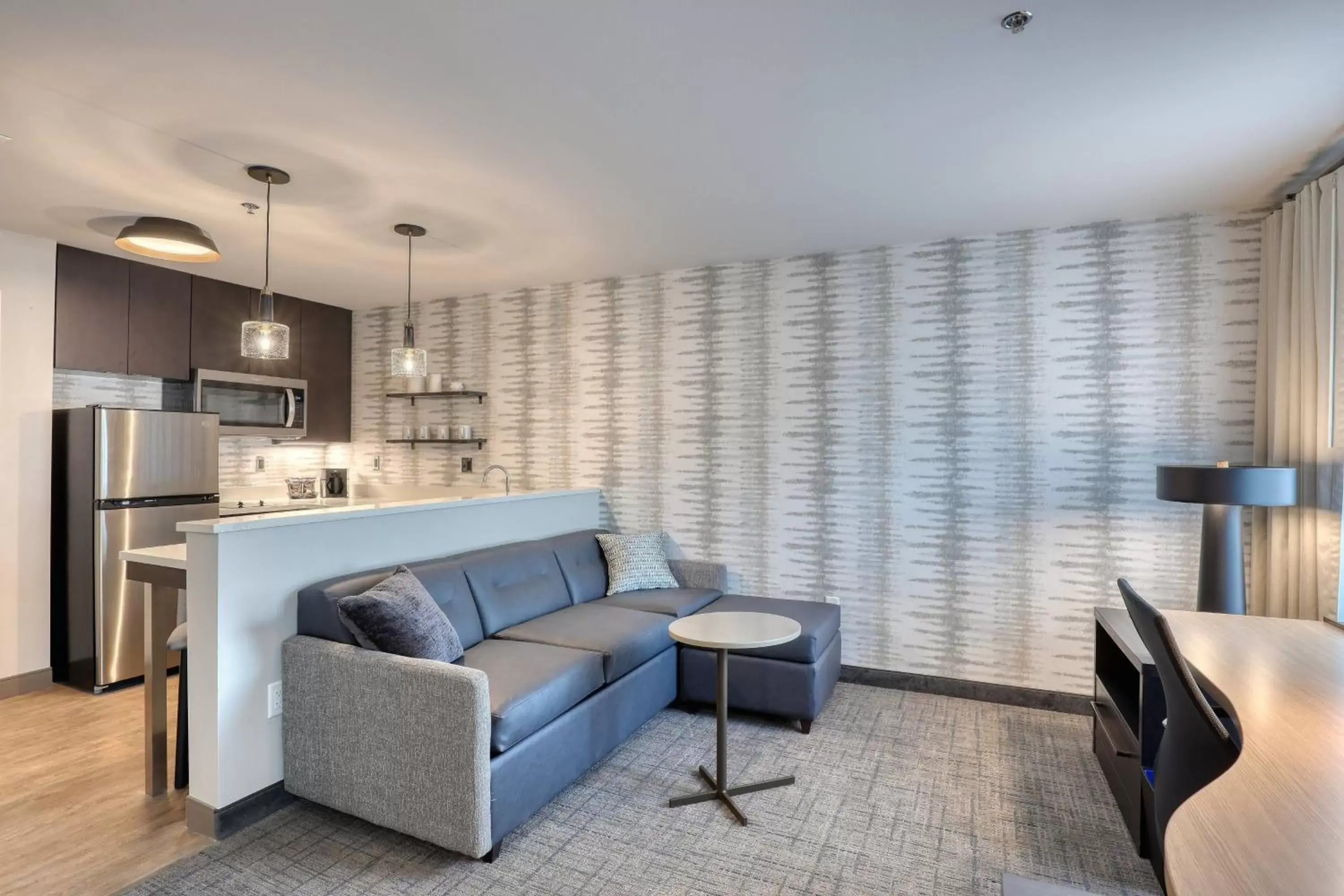 Photo of the whole room, Seating Area in Residence Inn by Marriott Providence Lincoln