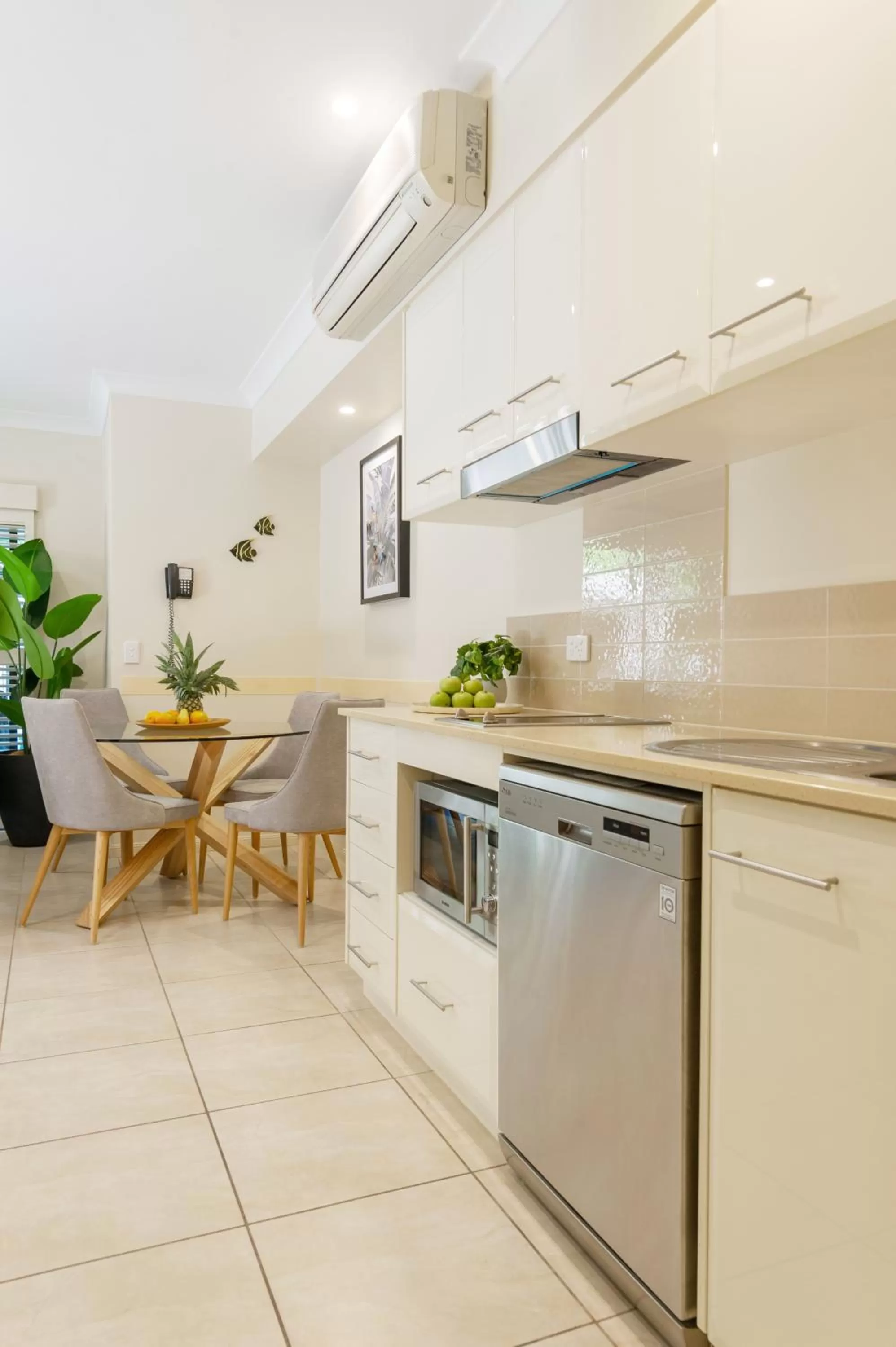 Kitchen or kitchenette in Shantara Resort Port Douglas - Adults Only Retreat
