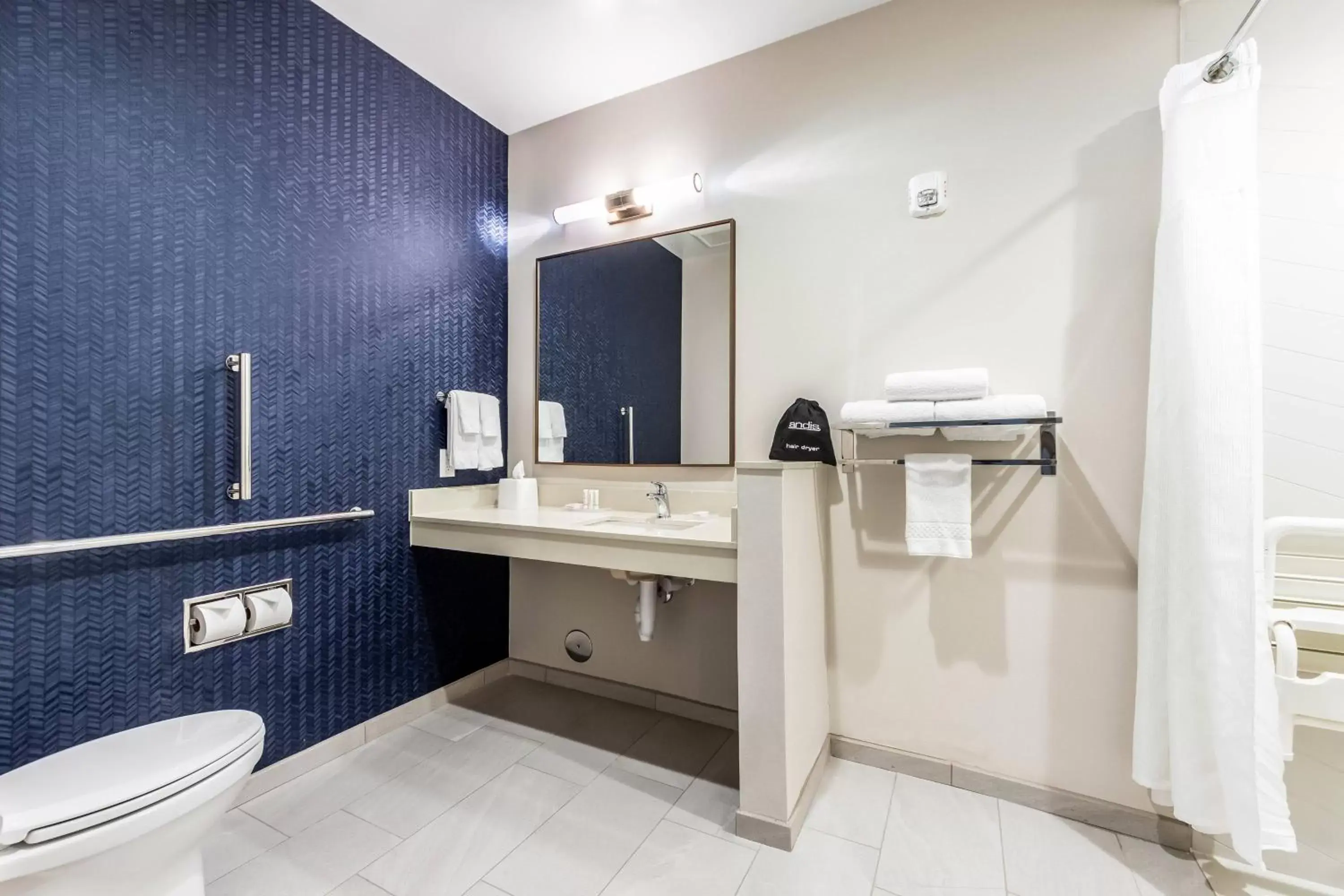 Bathroom in Fairfield Inn & Suites by Marriott Dallas Plano/Frisco