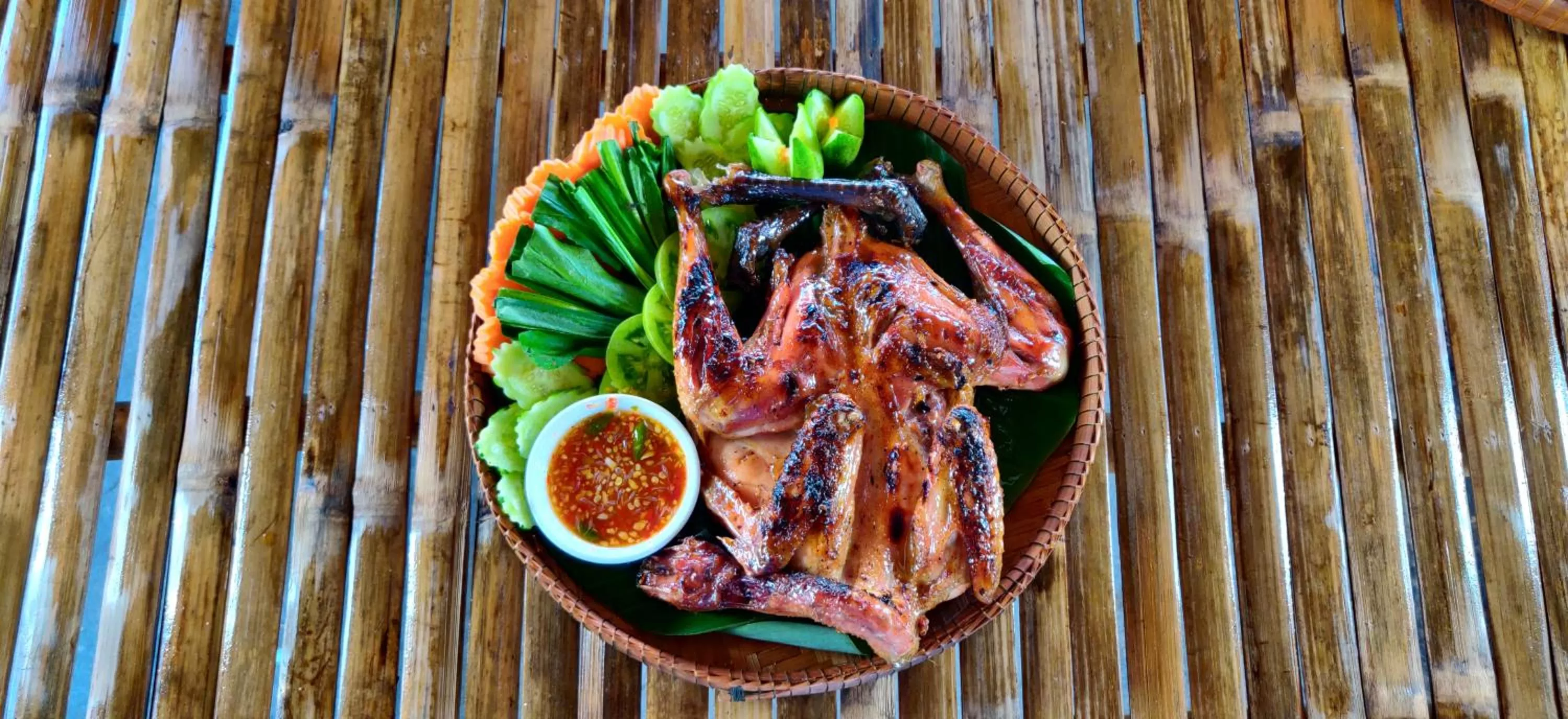 Food and drinks in Glorious Hotel